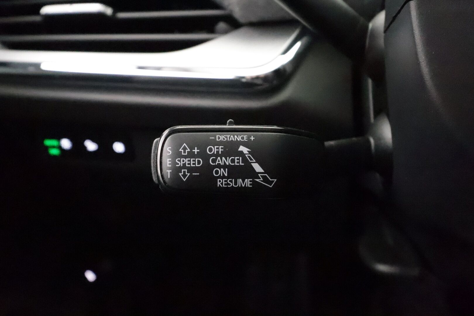 Skoda Enyaq 2023 80 Style iV - | ACC | ILP | Koukku | Canton | Muistipenkki | Matrix-LED | P.Kamera | Puolinahat | Ratinlämmitys | 1.Om Suomi-auto | Kahdet renkaat | Merkkihuollettu |