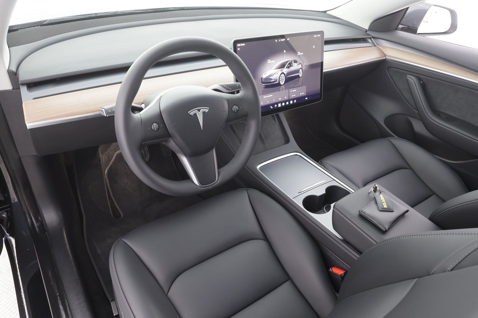 Tesla Model 3 2023 Long Range - | ILP | ACC | Lasikatto | Matrix-LED | P.Kamera | Muistipenkki | Premium Audio | Kaistavahti | Navi | Keyless | 1-om Suomi-auto | 2x Latauskaapelit | Kahdet renkaat |