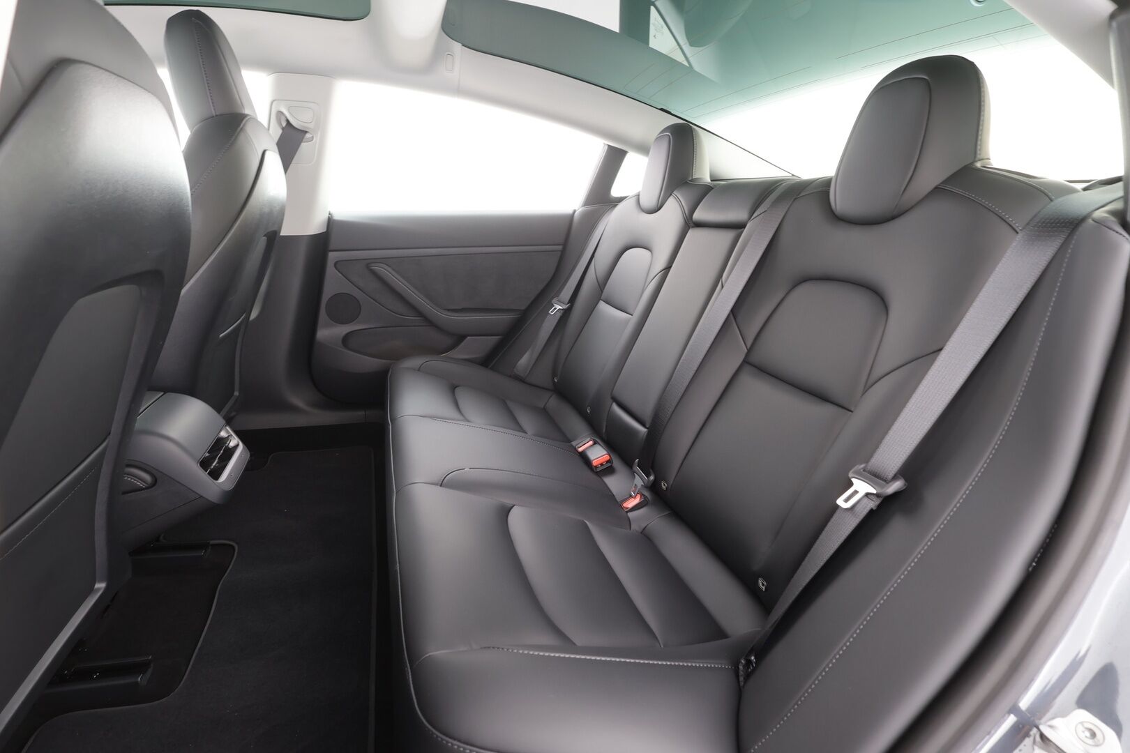 Tesla Model 3 2023 Long Range - | ILP | ACC | Lasikatto | Matrix-LED | P.Kamera | Muistipenkki | Premium Audio | Kaistavahti | Navi | Keyless | 1-om Suomi-auto | 2x Latauskaapelit | Kahdet renkaat |