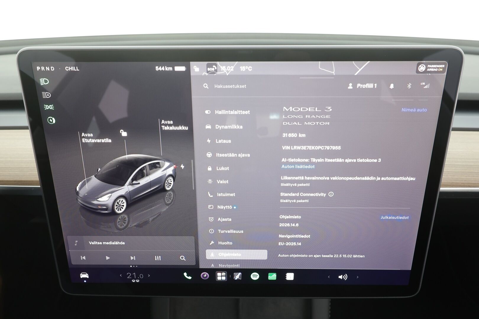 Tesla Model 3 2023 Long Range - | ILP | ACC | Lasikatto | Matrix-LED | P.Kamera | Muistipenkki | Premium Audio | Kaistavahti | Navi | Keyless | 1-om Suomi-auto | 2x Latauskaapelit | Kahdet renkaat |