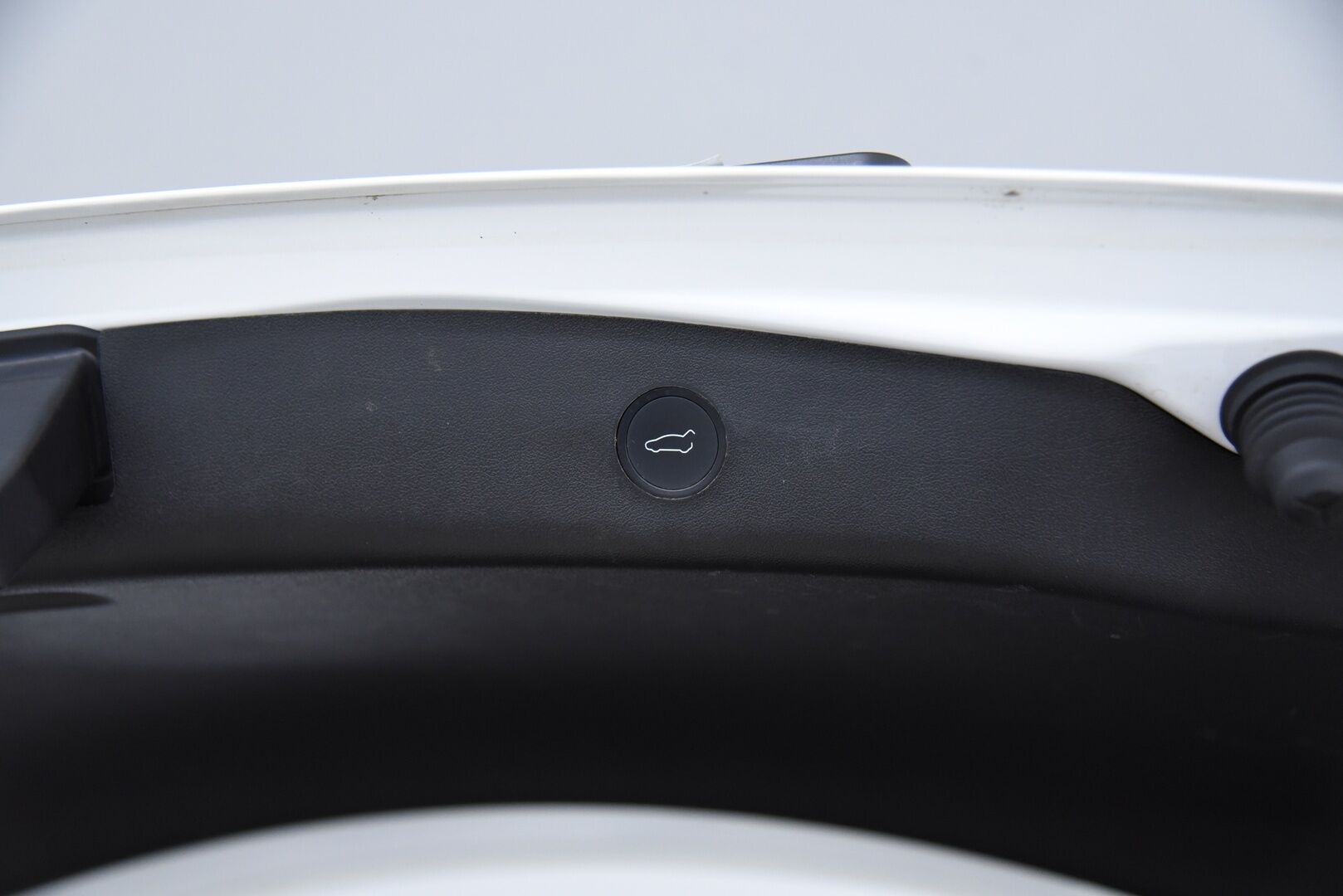 Tesla Model 3 2023 Long Range / Suomi-auto / Autopilot / Lasikatto / AMD Ryzen / - Kahdet renkaat / Premium Audio / Lämpöpumppu / Muistipenkki 