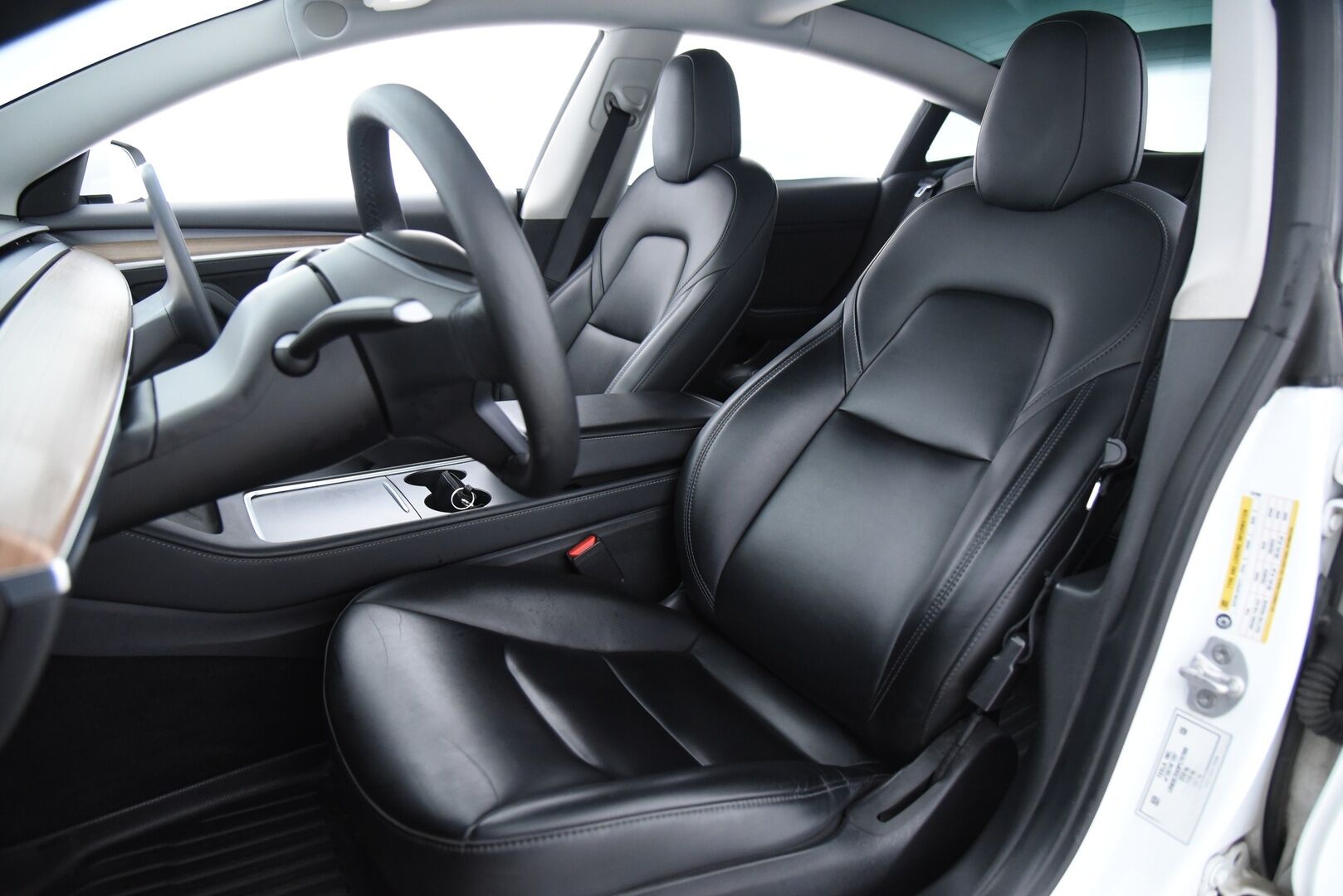 Tesla Model 3 2023 Long Range / Suomi-auto / Autopilot / Lasikatto / AMD Ryzen / - Kahdet renkaat / Premium Audio / Lämpöpumppu / Muistipenkki 