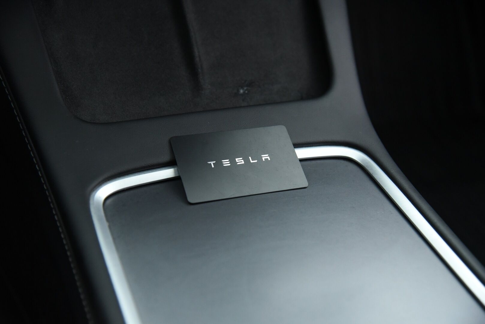 Tesla Model 3 2023 Long Range / Suomi-auto / Autopilot / Lasikatto / AMD Ryzen / - Kahdet renkaat / Premium Audio / Lämpöpumppu / Muistipenkki 