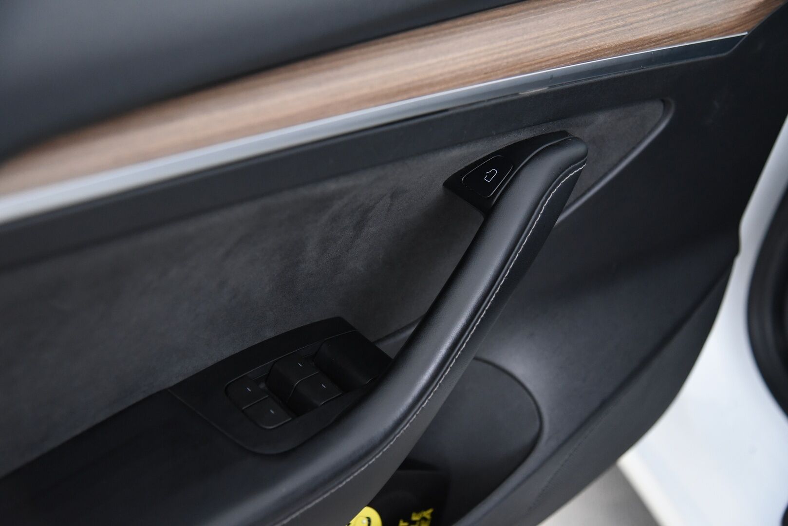 Tesla Model 3 2023 Long Range / Suomi-auto / Autopilot / Lasikatto / AMD Ryzen / - Kahdet renkaat / Premium Audio / Lämpöpumppu / Muistipenkki 