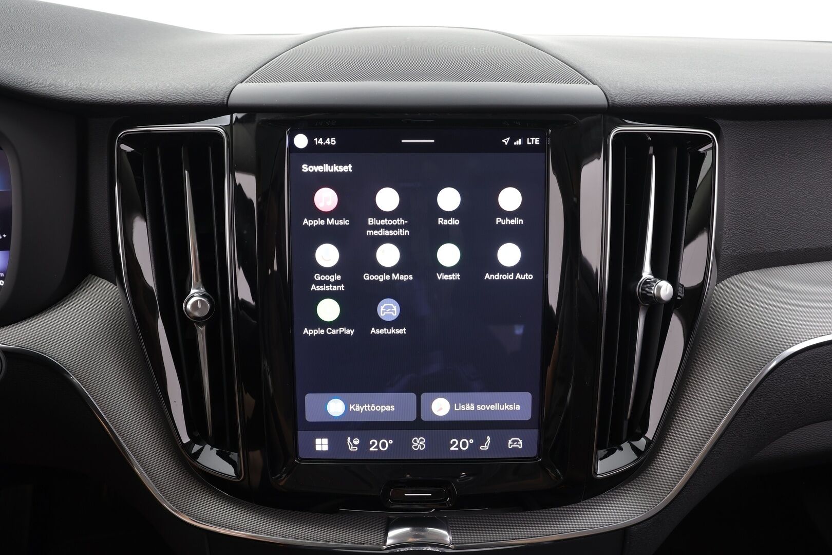 Volvo XC60 2023 T6 AWD Long Range Plus Dark aut - | ACC | Webasto | Koukku | Full LED | Panorama | High Performance Audio | Muistipenkit | P.kamera | Keyless | Apple&Android | Suomi-auto | Kahdet Renkaat | Merkkihuollettu |