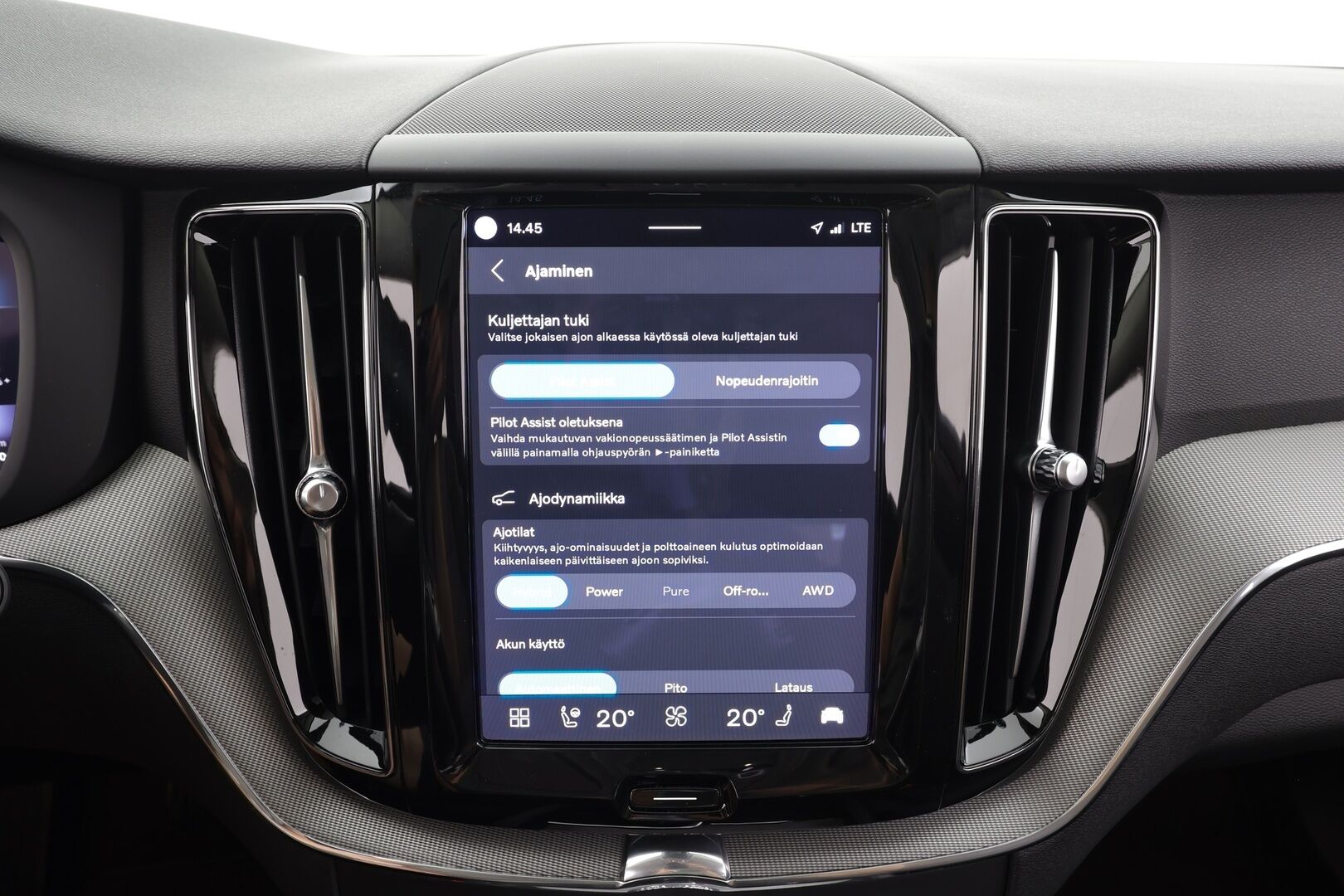 Volvo XC60 2023 T6 AWD Long Range Plus Dark aut - | ACC | Webasto | Koukku | Full LED | Panorama | High Performance Audio | Muistipenkit | P.kamera | Keyless | Apple&Android | Suomi-auto | Kahdet Renkaat | Merkkihuollettu |