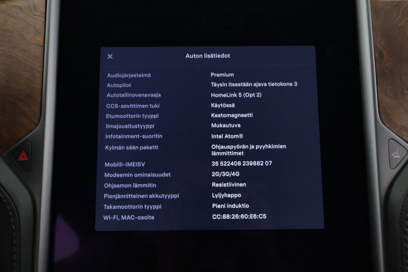 TESLA MODEL S 2020 Dual Motor Long Range AWD * Facelift / Autopilot / CCS / Ilma-Alusta / Premium Audio / Lasikatto / Nahat * - * Kahdet renkaat vanteineen / Pearl White * - HULLU BLACKWEEK KORKOTARJOUS 2,49%