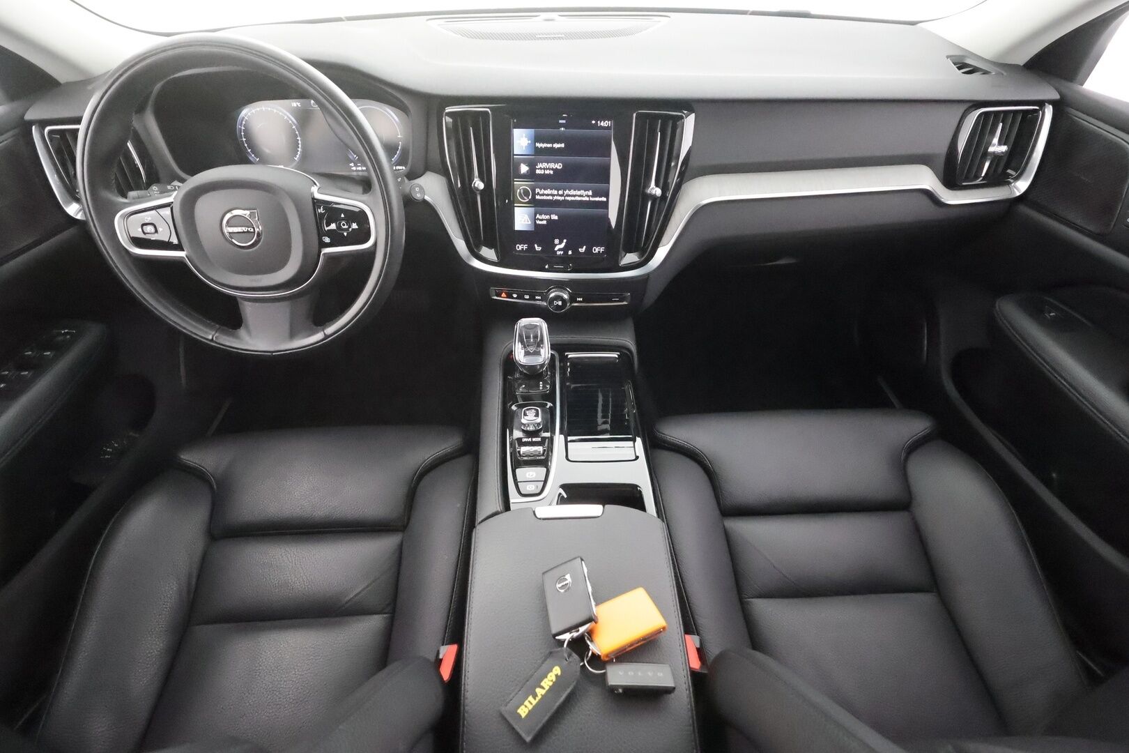 Volvo V60 2021 T8 TwE AWD Inscription aut - | H&K | Webasto | Koukku | ACC | LED | P.Kamera | Sporttipenkki Muistilla | Katveavustin | Kaistavahti | Navi | Keyless | Kahdet renkaat |