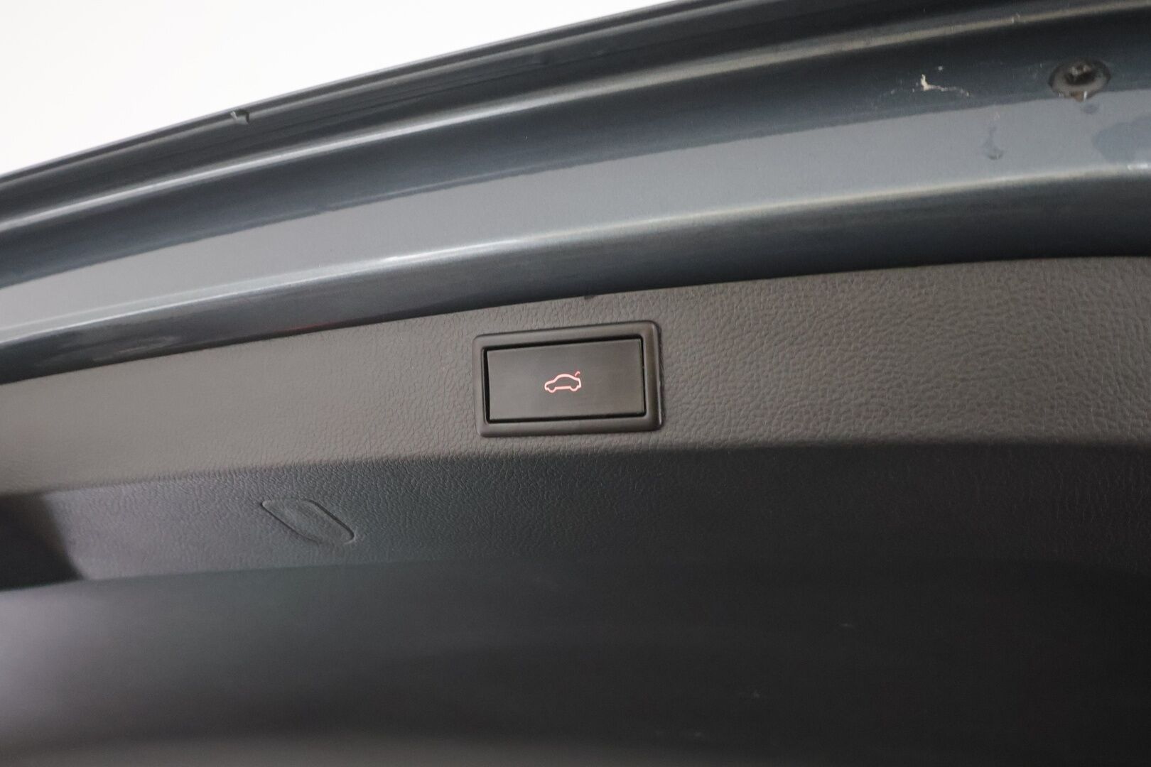 Skoda Karoq 2019 2,0 TSI 4x4 SportLine DSG Autom. - Webasto | Koukku | Canton | ACC | LED | P.Kamera | Navi | Kaistavahti | Katveavustin | Keyless | Kahdet renkaat |