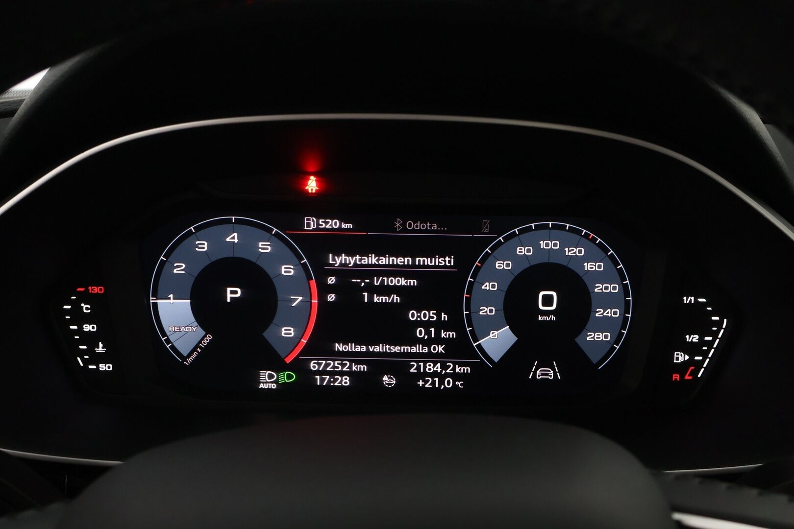 Audi Q3 2020 Business 35 TFSI 110 kW MHEV S tronic - Adapt.Vakkari | Digimittari | Facelift | Apple&Android | Adapt.LED | Lohko&Sisäpistoke | Navi | 2x Hyvät merkkirenkaat aluvantein!