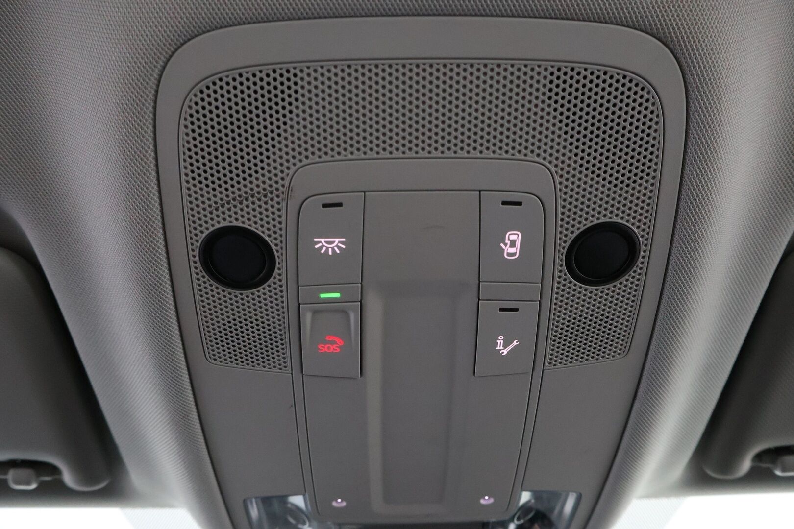 Audi Q3 2020 Business 35 TFSI 110 kW MHEV S tronic - Adapt.Vakkari | Digimittari | Facelift | Apple&Android | Adapt.LED | Lohko&Sisäpistoke | Navi | 2x Hyvät merkkirenkaat aluvantein!