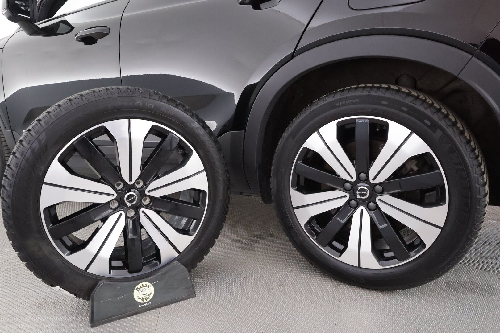 Volvo C40 2023 Recharge Single Plus aut - | ACC | ILP | Koukku | Lasikatto | LED | High Performance audio | Muistipenkki | P.kamera | Keyless | Apple&Android | 1.Om Suomi-auto | Kahdet Renkaat |