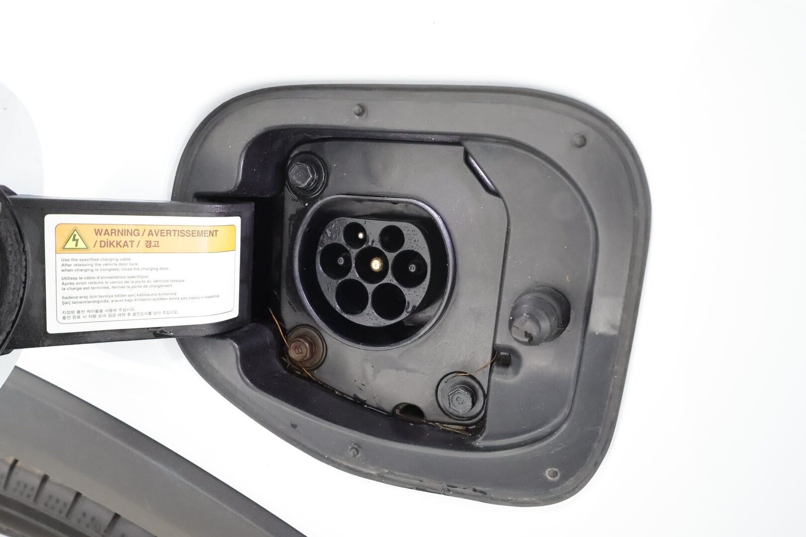 KIA XCEED 2021 1,6 GDI Plug-In Hybrid Business Premium Edition DCT * ACC / LED / P.Kamera / Navi / Kaistavahti / Keyless * - 2x Latauskaapelit / Kahdet renkaat 