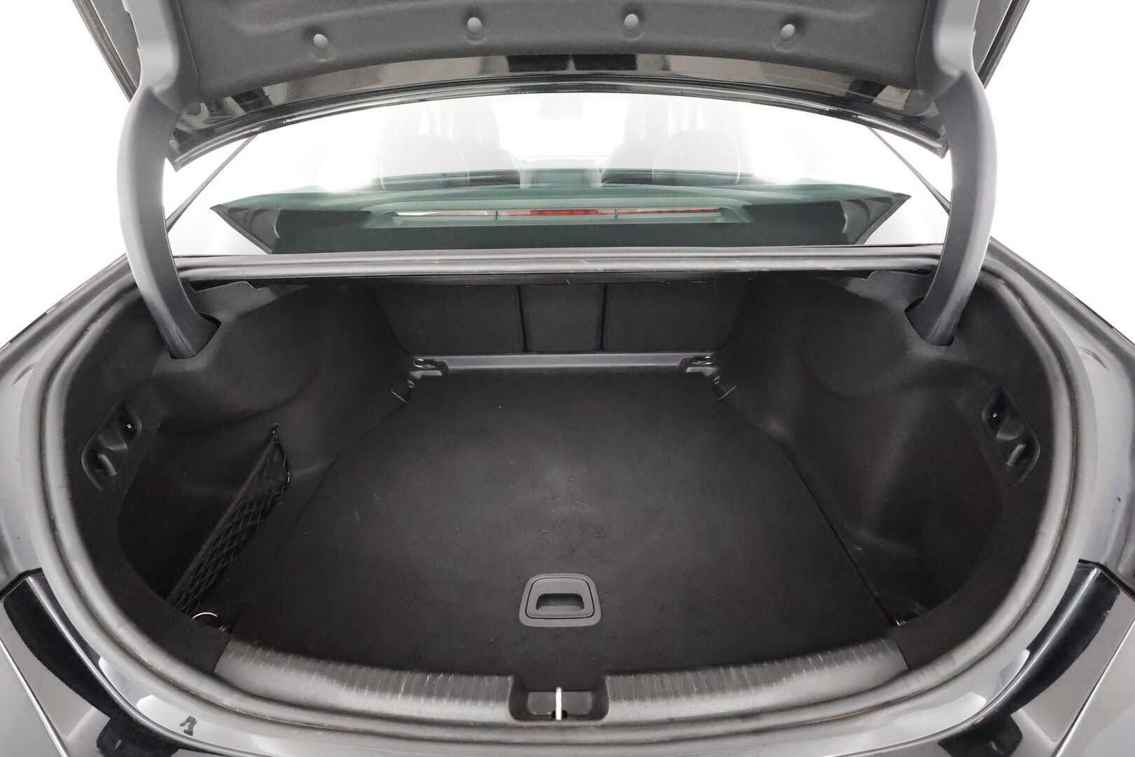 Mercedes-Benz C 2023 180 A Business - | Vakkari | Koukku | High Performance LED | Burmester | Osasähköt | P.Kamera | Puolinahat | 1.Om Suomi-auto | Kahdet Renkaat |