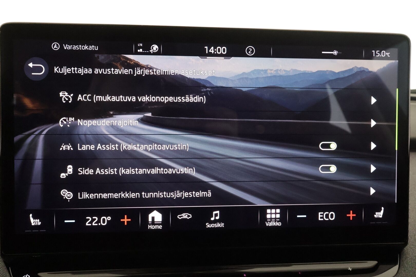 Skoda Enyaq 2023 80 Style iV - | ACC | ILP | Koukku | HUD | Canton | Muistipenkki | Matrix | Travel Assist | P.kamera | Puolinahat | Keyless | Lämm. ratti | 1-om suomiauto | - KORKO VAIN 3,99 %