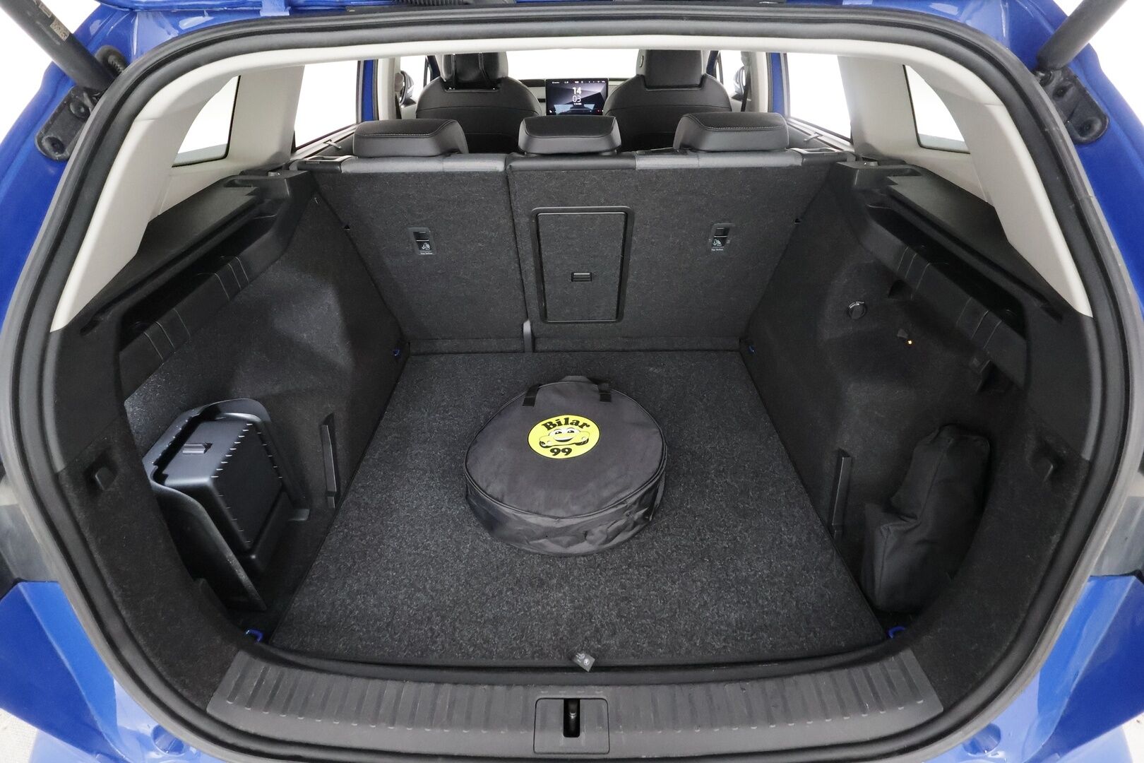 Skoda Enyaq 2023 80 Style iV - | ACC | ILP | Koukku | HUD | Canton | Muistipenkki | Matrix | Travel Assist | P.kamera | Puolinahat | Keyless | Lämm. ratti | 1-om suomiauto | - KORKO VAIN 3,99 %