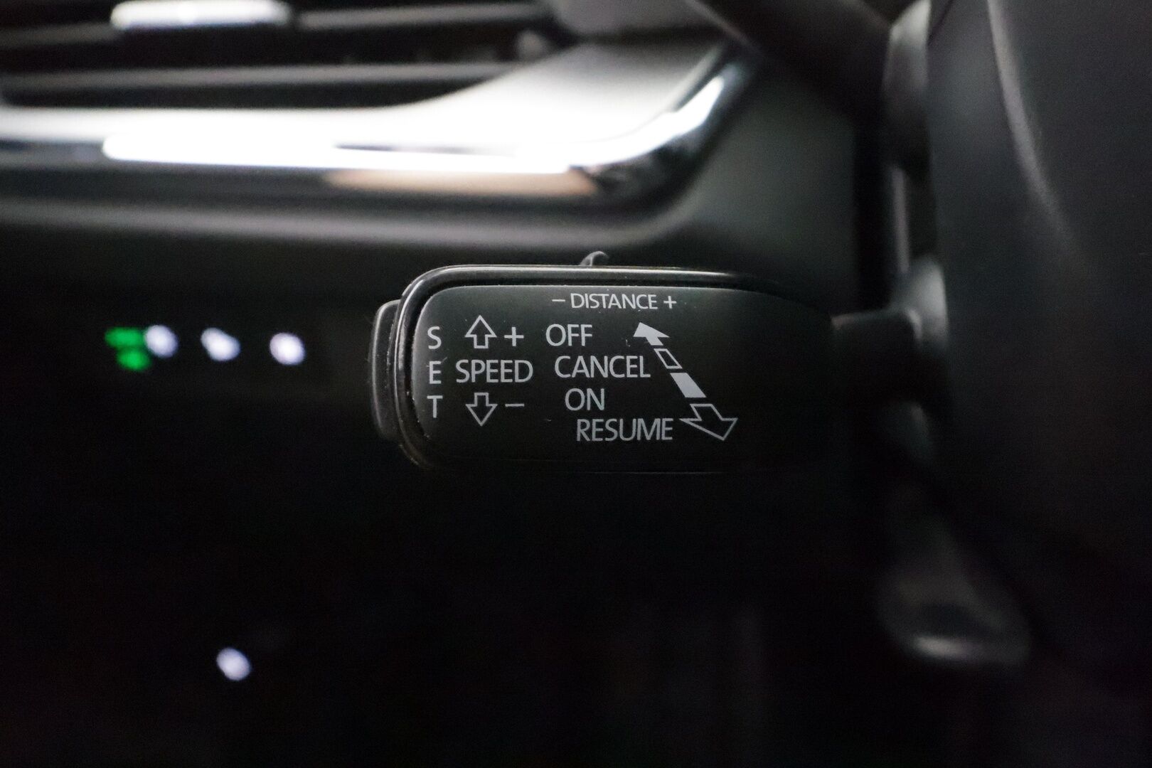 Skoda Enyaq 2023 80 Style iV - | ACC | ILP | Koukku | Skoda crystal Matrix-LED | HUD | Canton | Muistipenkki | Keyless | Puolinahat | Apple&Android | 1.Om Suomi-auto | Kahdet Renkaat |