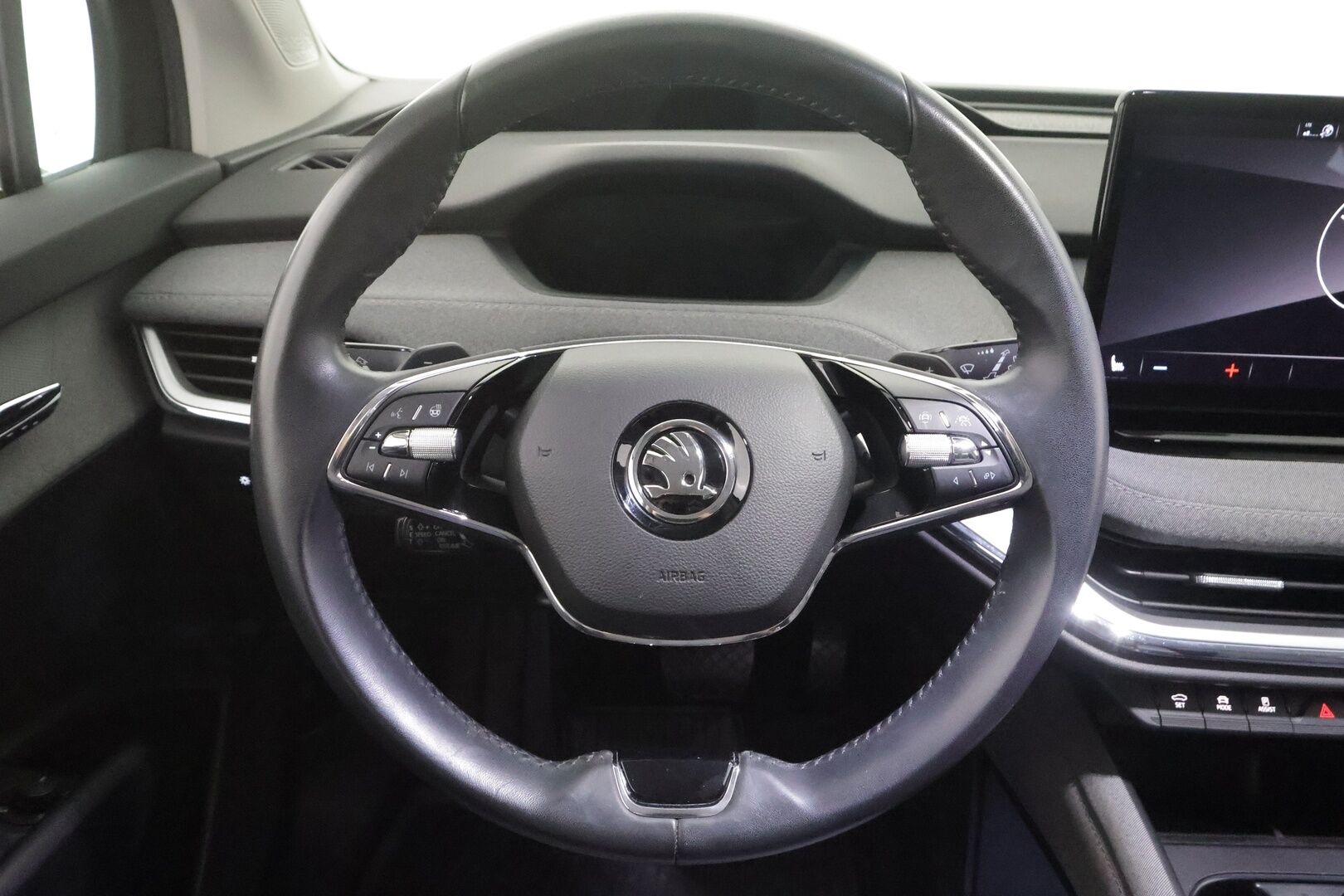Skoda Enyaq 2023 80 Style iV - | ACC | ILP | Koukku | Skoda crystal Matrix-LED | HUD | Canton | Muistipenkki | Keyless | Puolinahat | Apple&Android | 1.Om Suomi-auto | Kahdet Renkaat |