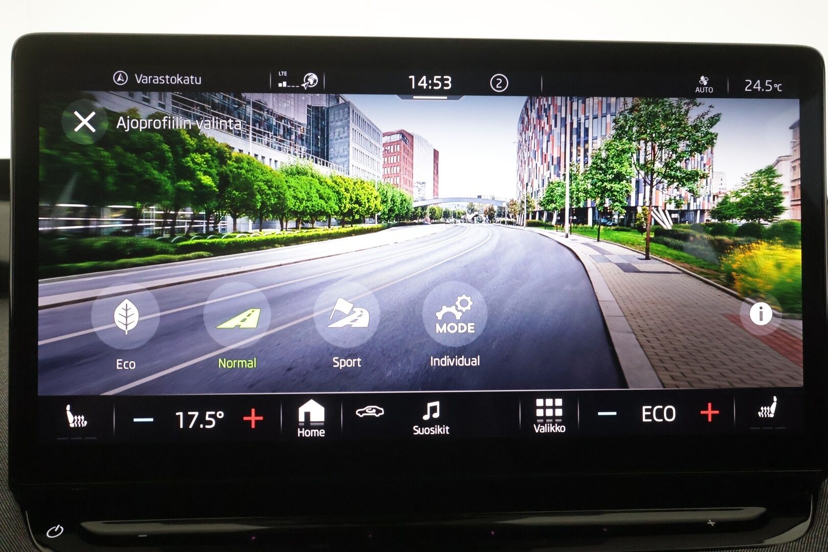 Skoda Enyaq 2023 80 Style iV - | ACC | ILP | Koukku | Skoda crystal Matrix-LED | HUD | Canton | Muistipenkki | Keyless | Puolinahat | Apple&Android | 1.Om Suomi-auto | Kahdet Renkaat |