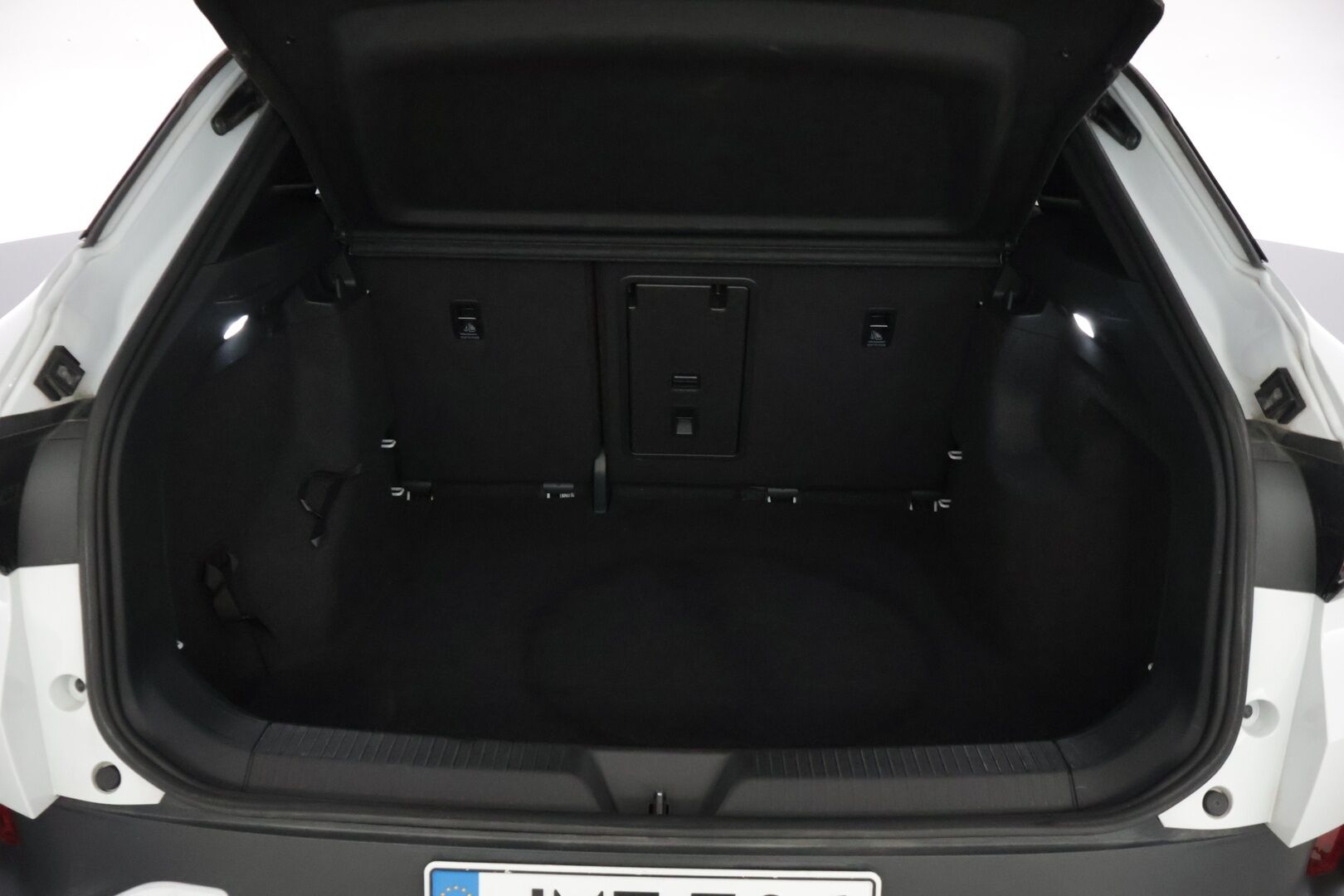 Volkswagen ID.4 2023 82kWh GTX Dual Motor AWD */ Adapt. vakkari / 360°-kamera / IQ-Lights / ILP / Navi / Keyless / Koukku / 2x renkaat /* - Kattavasti varusteltu / Ilmainen kotiintoimitus