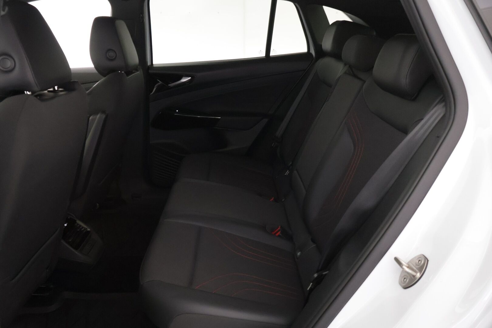 Volkswagen ID.4 2023 82kWh GTX Dual Motor AWD */ Adapt. vakkari / 360°-kamera / IQ-Lights / ILP / Navi / Keyless / Koukku / 2x renkaat /* - Kattavasti varusteltu / Ilmainen kotiintoimitus