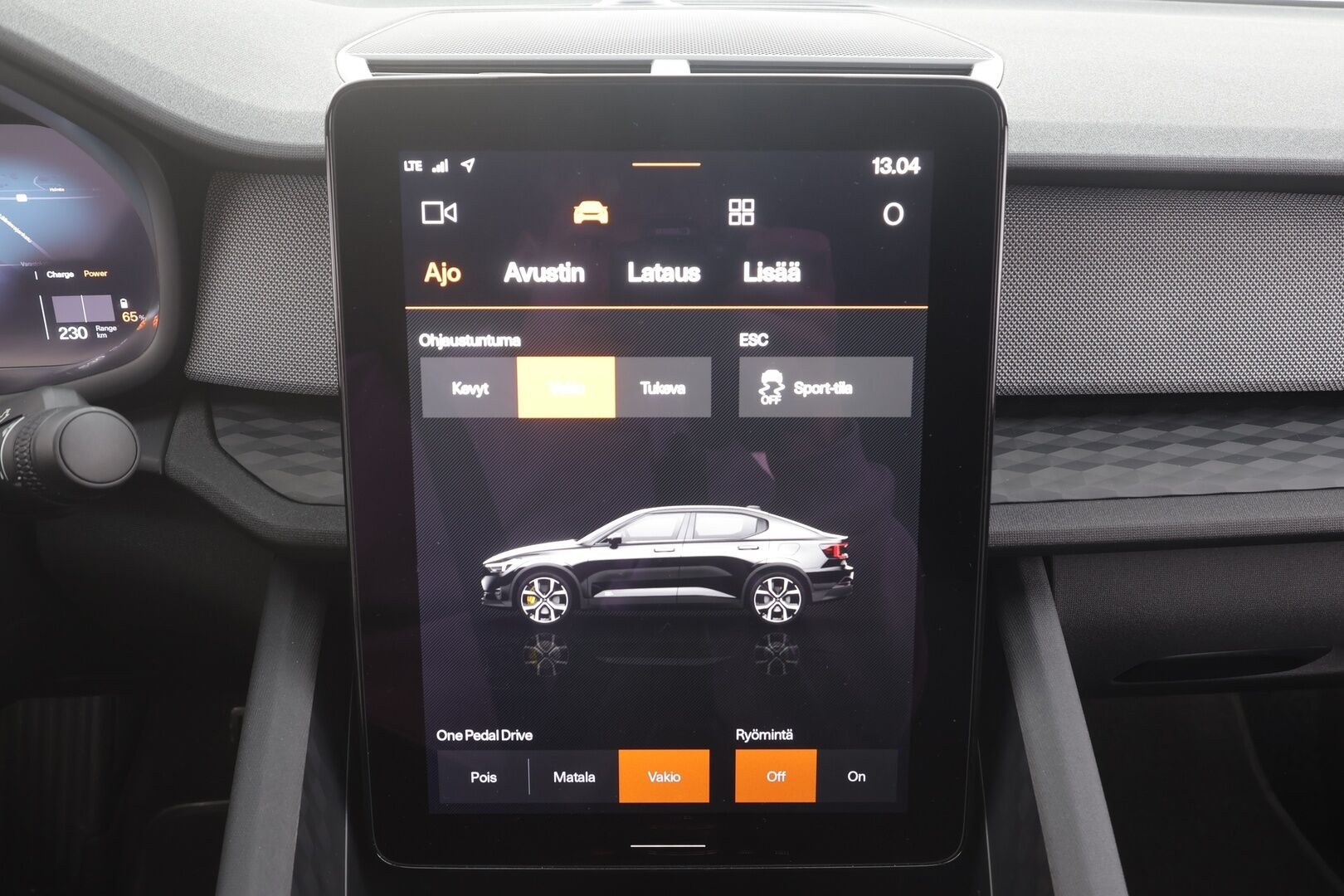 Polestar 2 2023 Standard Range Single Motor, 170kW, 69kWh - | ACC | 360 | Muistipenkki | Kaistavahti | Google Maps | HP Audio | LED | Keyless | Apple&Android | Katveavustin | 1-om Suomi-auto | Kahdet renkaat | Merkkihuollot | 2x Latauskaapelit