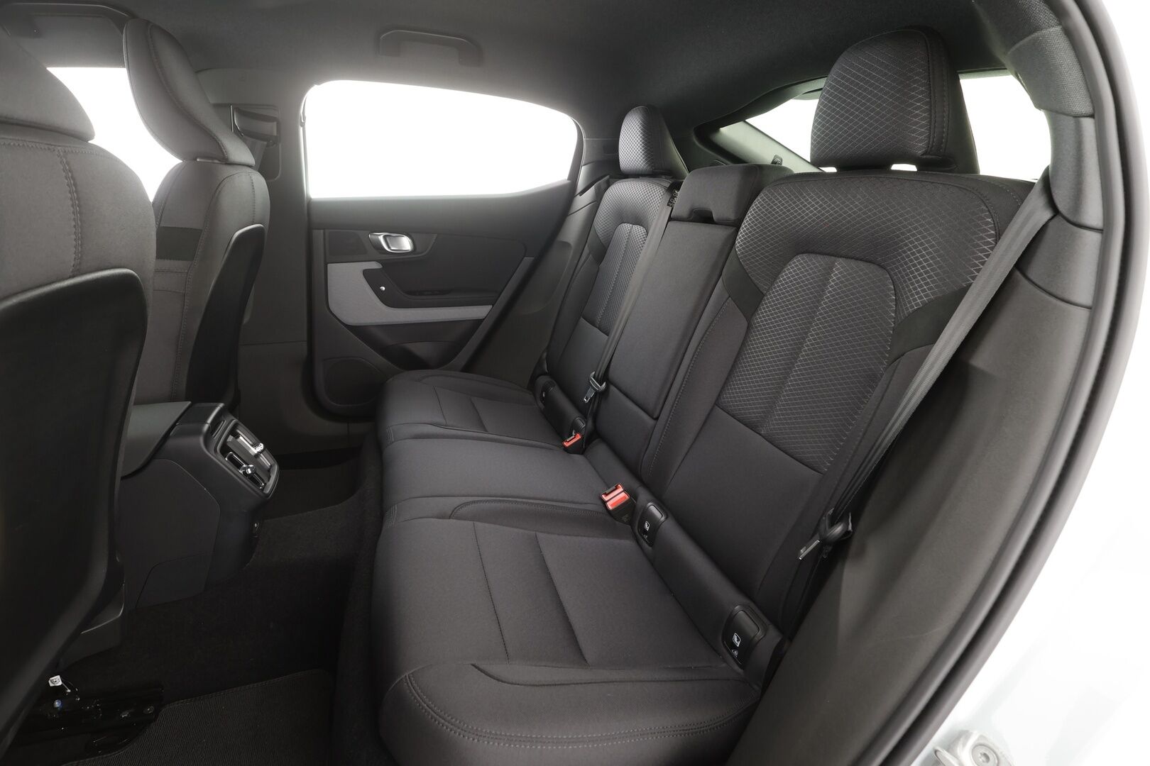 Polestar 2 2023 Standard Range Single Motor, 170kW, 69kWh - | ACC | 360 | Muistipenkki | Kaistavahti | Google Maps | HP Audio | LED | Keyless | Apple&Android | Katveavustin | 1-om Suomi-auto | Kahdet renkaat | Merkkihuollot | 2x Latauskaapelit