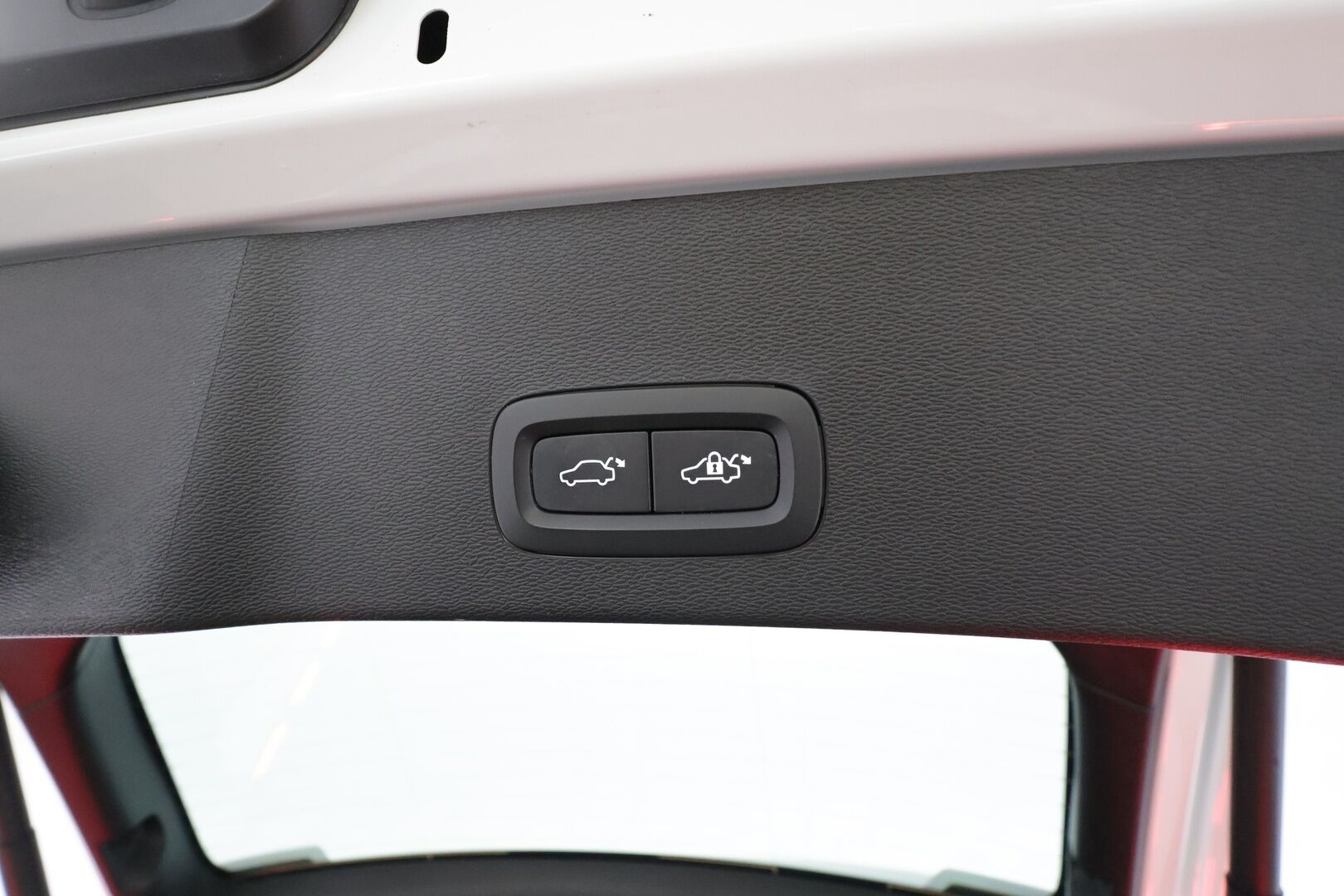 Volvo C40 2023 Recharge Twin Plus aut * ACC / P.kamera / ILP / Muistipenkki / Lasikatto / KeylessGo / BLIS / Sähköluukku / LED / Navi * - 1.Om Suomi-auto / Kahdet renkaat aluvanteilla / Merkkihuollettu