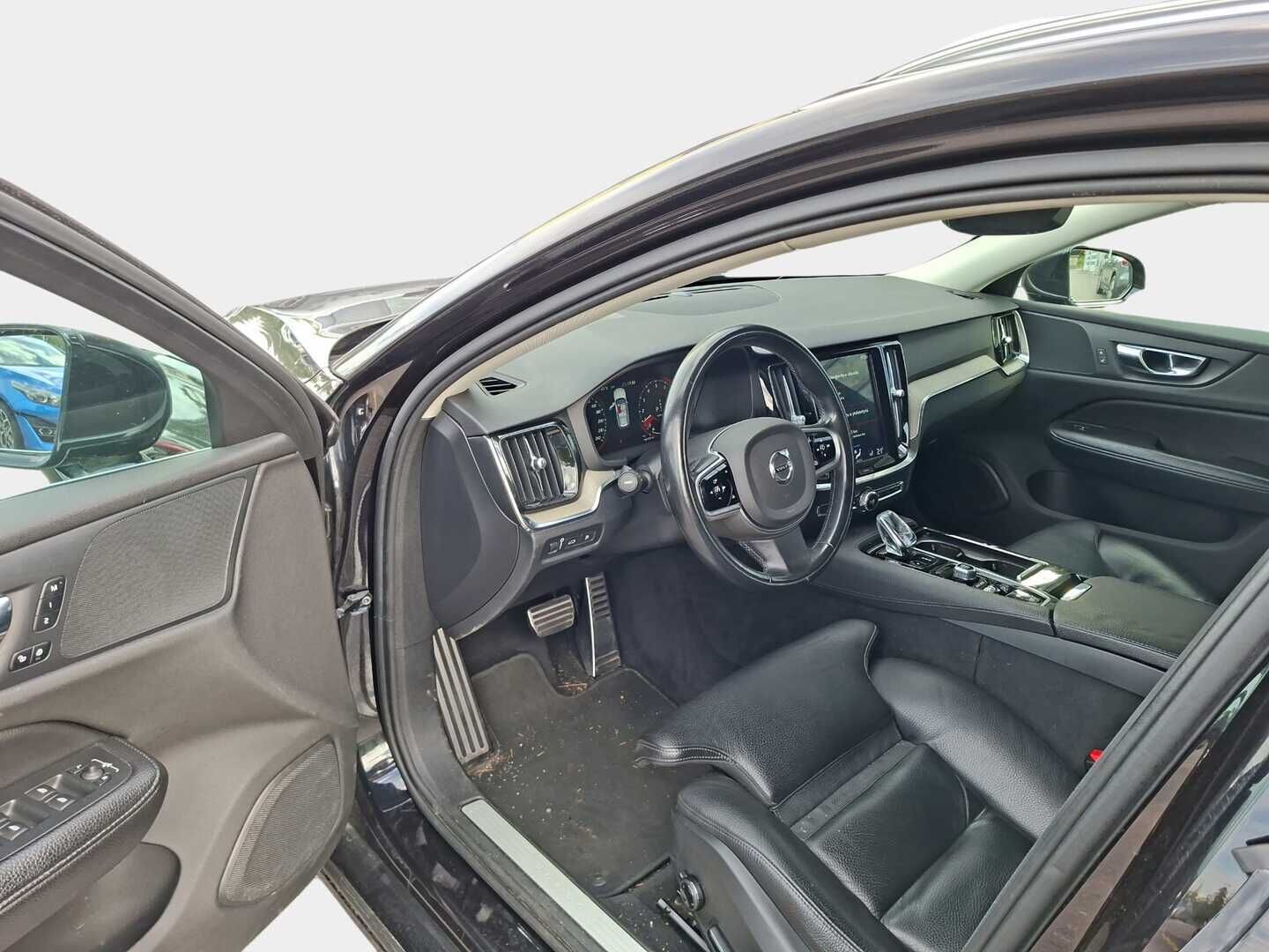 Volvo V60 2020 T8 TwE AWD Inscription - | ACC | Koukku | Sporttinahat | VOC |