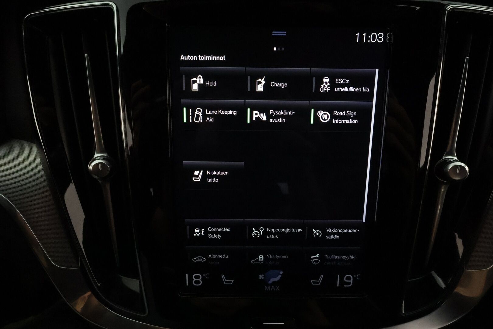Volvo V60 2020 T8 TwE AWD R-Design aut **Adapt.vakkari / Pa-lämmitin / Sporttipenkit / Keyless / Apple&Android / VOC**