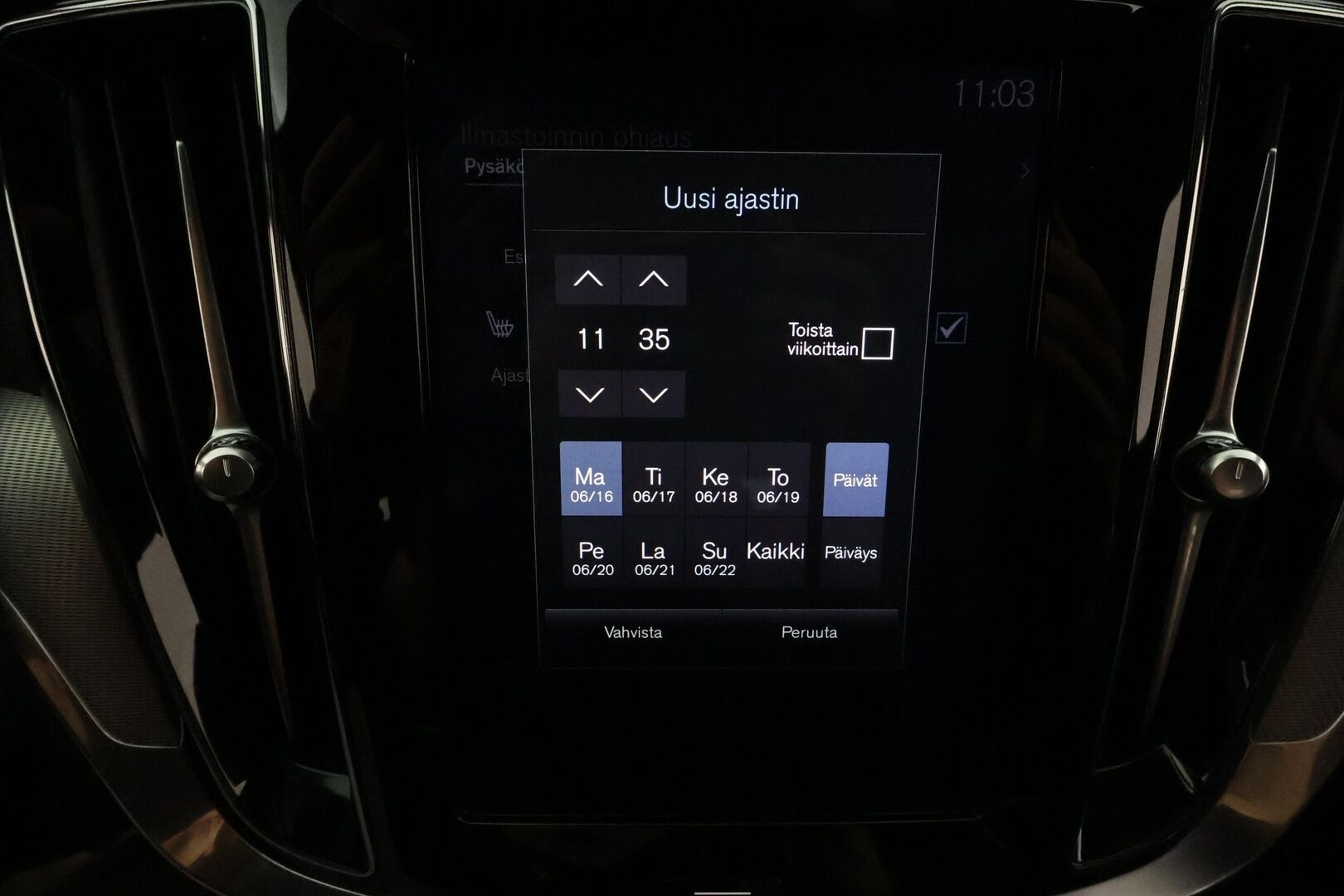 Volvo V60 2020 T8 TwE AWD R-Design aut **Adapt.vakkari / Pa-lämmitin / Sporttipenkit / Keyless / Apple&Android / VOC**