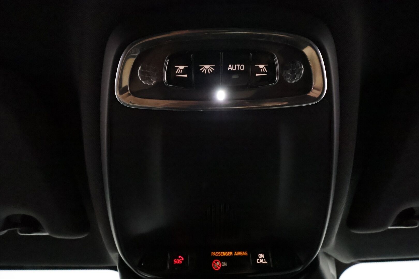Volvo V60 2020 T8 TwE AWD R-Design aut **Adapt.vakkari / Pa-lämmitin / Sporttipenkit / Keyless / Apple&Android / VOC**