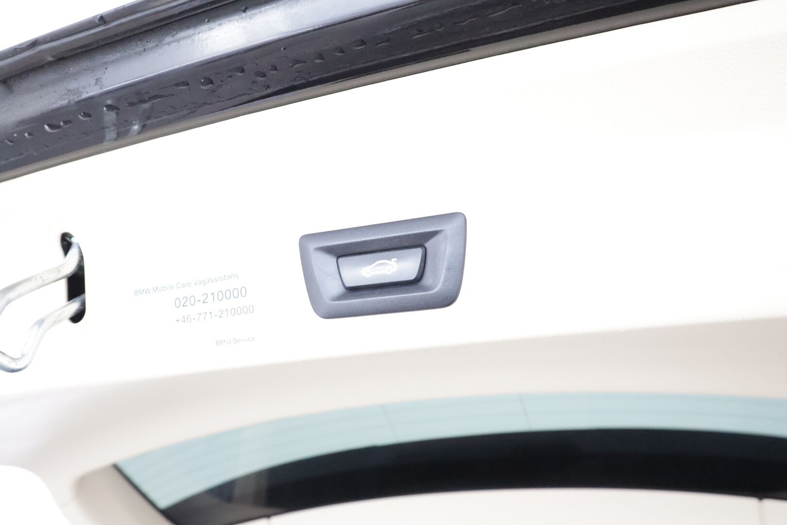 BMW X3 2020 G01 xDrive 30e A Business Luxury * Vakkari / Panorama / P.kamera / LED / Navi / Sporttipenkit / Hifi / Koukku * - Kahdet renkaat aluvanteilla - Osta nyt, maksa vasta ensi vuonna