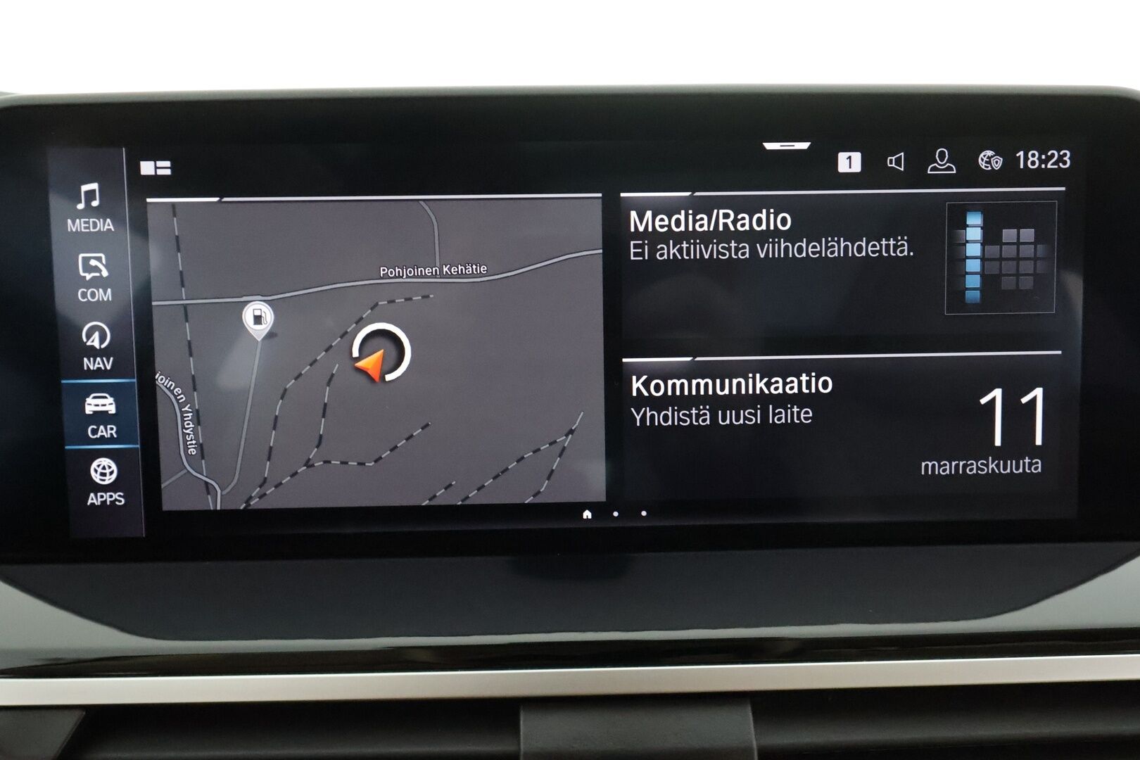 BMW X3 2020 G01 xDrive 30e A Business Luxury * Vakkari / Panorama / P.kamera / LED / Navi / Sporttipenkit / Hifi / Koukku * - Kahdet renkaat aluvanteilla - Osta nyt, maksa vasta ensi vuonna