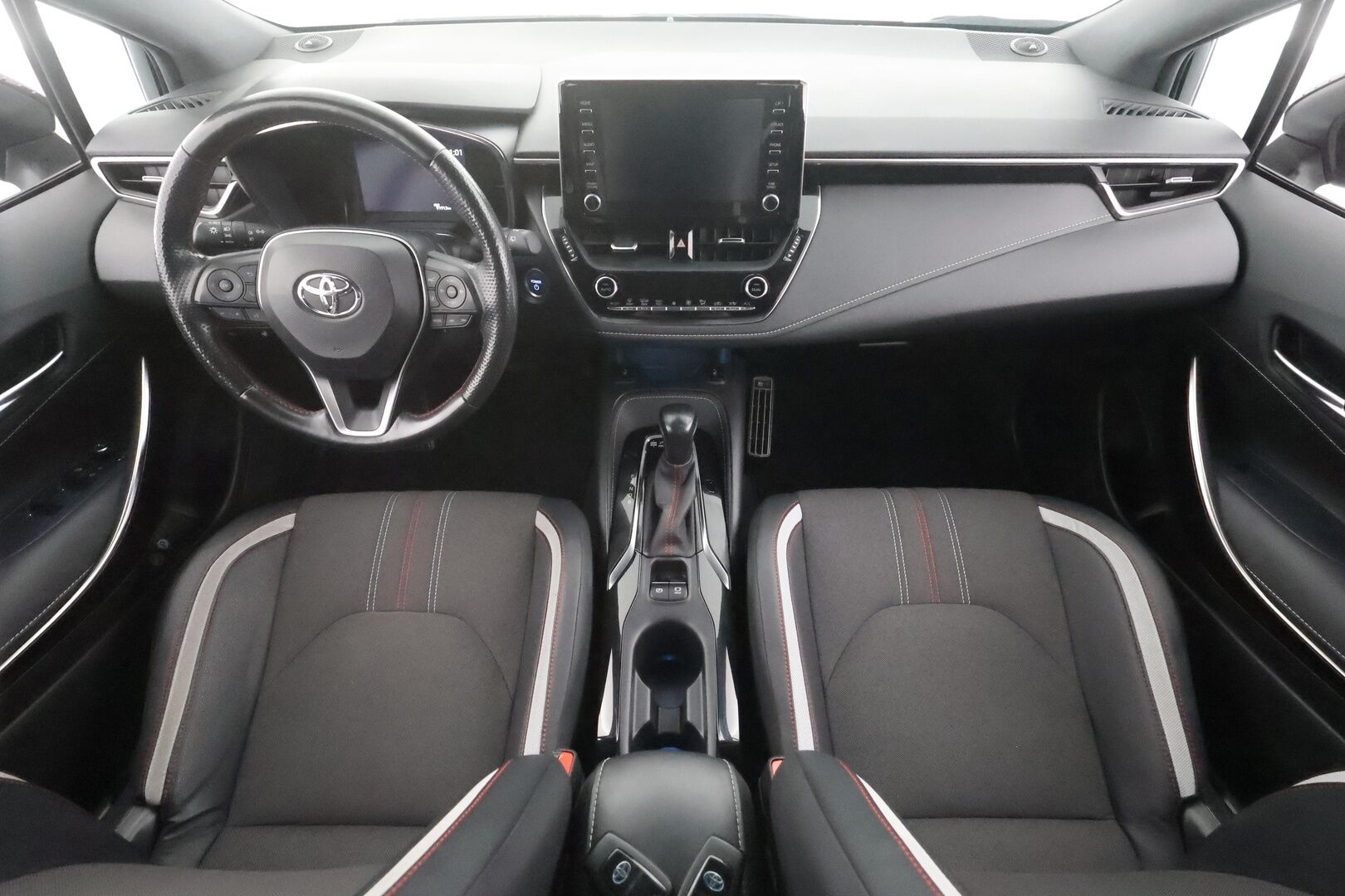 Toyota Corolla 2021 Touring Sports 1,8 Hybrid GR Sport - | ACC | Lohko | P.Kamera | Puolinahat | Ratinlämmitys | Apple&Android | Kahdet Renkaat |