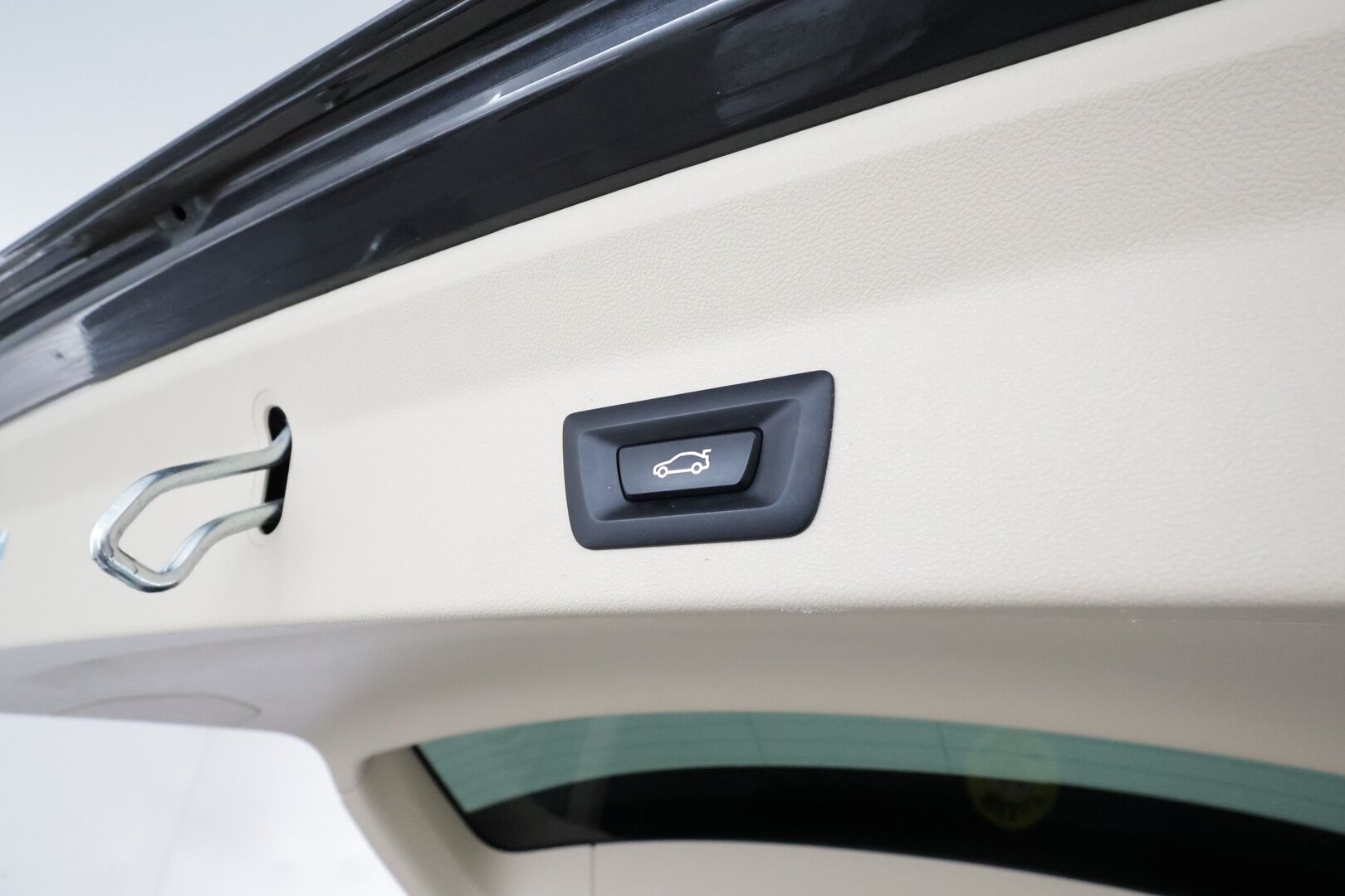 BMW X3 2023 G01 xDrive 30e A Charged Edition **Facelift / Hifi / Koukku / Keyless / Sporttipenkit / Apple&Android / P.kamera** - 1-om. Suomi-auto / Akku kuntotarkastettu! / Kahdet renkaat aluvanteilla