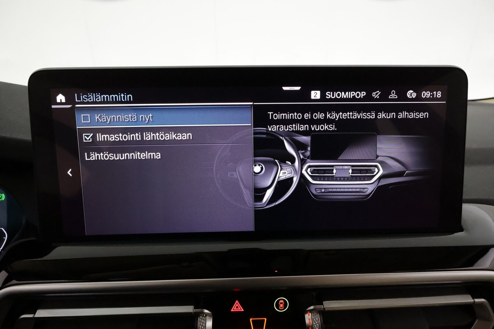 BMW X3 2023 G01 xDrive 30e A Charged Edition **Facelift / Hifi / Koukku / Keyless / Sporttipenkit / Apple&Android / P.kamera** - 3,99 % KORKOTARJOUS TÄHÄN AUTOON 21.9. ASTI! - 1-om. Suomi-auto / Akku kuntotarkastettu! / Kahdet renkaat aluvanteilla