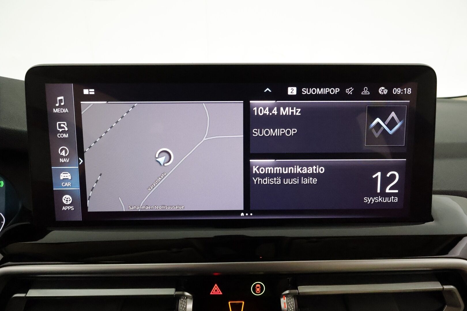 BMW X3 2023 G01 xDrive 30e A Charged Edition **Facelift / Hifi / Koukku / Keyless / Sporttipenkit / Apple&Android / P.kamera** - 3,99 % KORKOTARJOUS TÄHÄN AUTOON 21.9. ASTI! - 1-om. Suomi-auto / Akku kuntotarkastettu! / Kahdet renkaat aluvanteilla