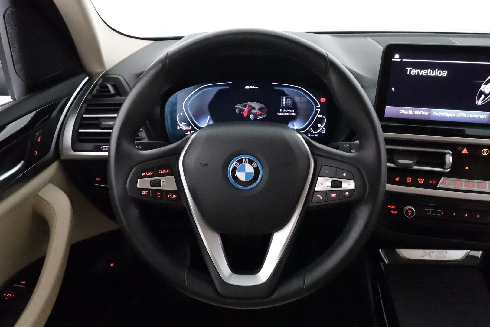 BMW X3 2023 G01 xDrive 30e A Charged Edition **Facelift / Hifi / Koukku / Keyless / Sporttipenkit / Apple&Android / P.kamera** - 1-om. Suomi-auto / Akku kuntotarkastettu! / Kahdet renkaat aluvanteilla