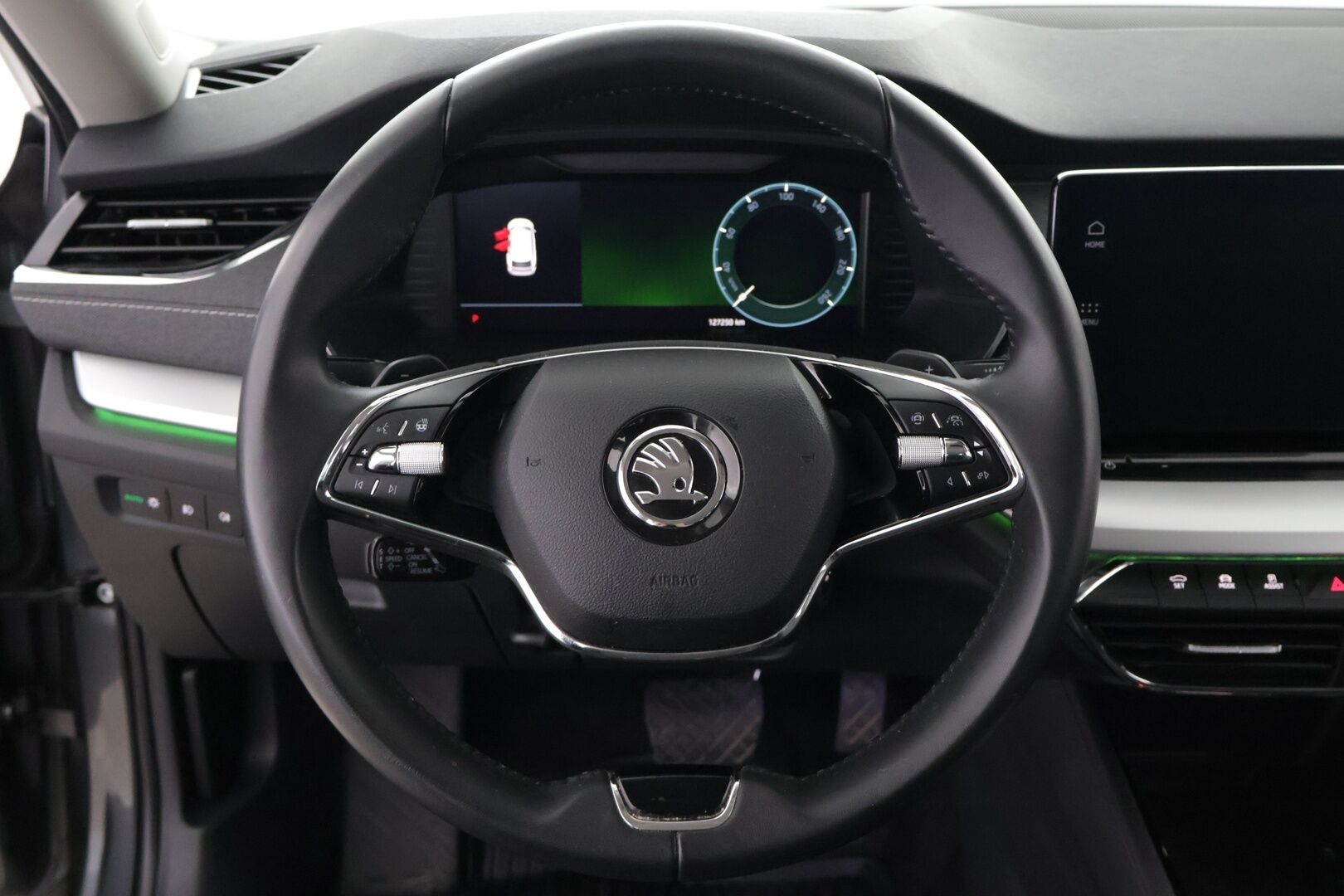 Skoda Octavia 2024 Combi 1.4 TSI PHEV Style iV DSG Autom. - ACC | P. Kamera | Webasto | Koukku | Digimittari | Side Assist | Juuri huollettu