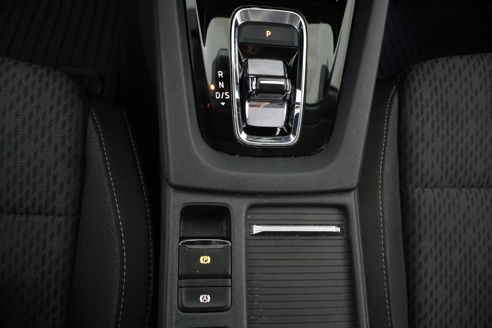 Skoda Octavia 2024 Combi 1.4 TSI PHEV Style iV DSG Autom. - ACC | P. Kamera | Webasto | Koukku | Digimittari | Side Assist | Juuri huollettu