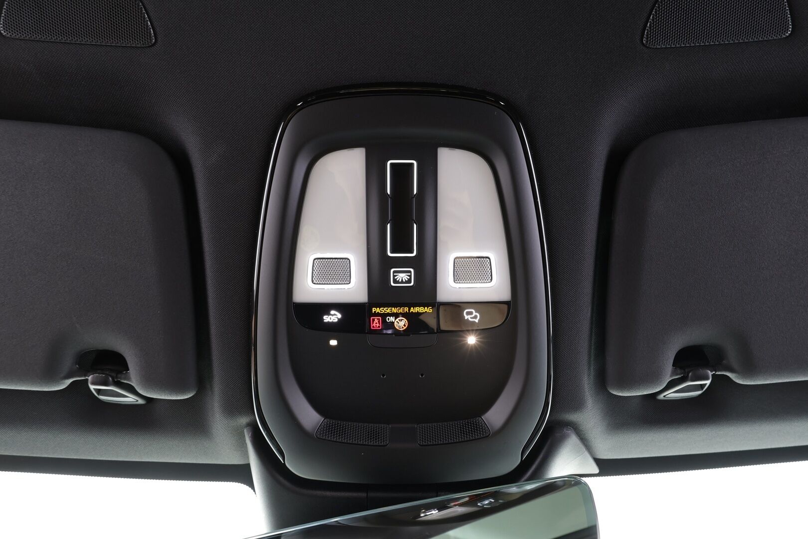 Volvo XC60 2024 T8 AWD Long Range High Performance Plus Dark Edition aut - | ACC | Webasto | Koukku | H/K | 360° | Muistipenkit | Panorama | Puolinahat | Full-LED Active | Keyless | 1-om Suomi-auto | SOH 96.3% | Kahdet renkaat alumiinivantein | Juuri huollettu