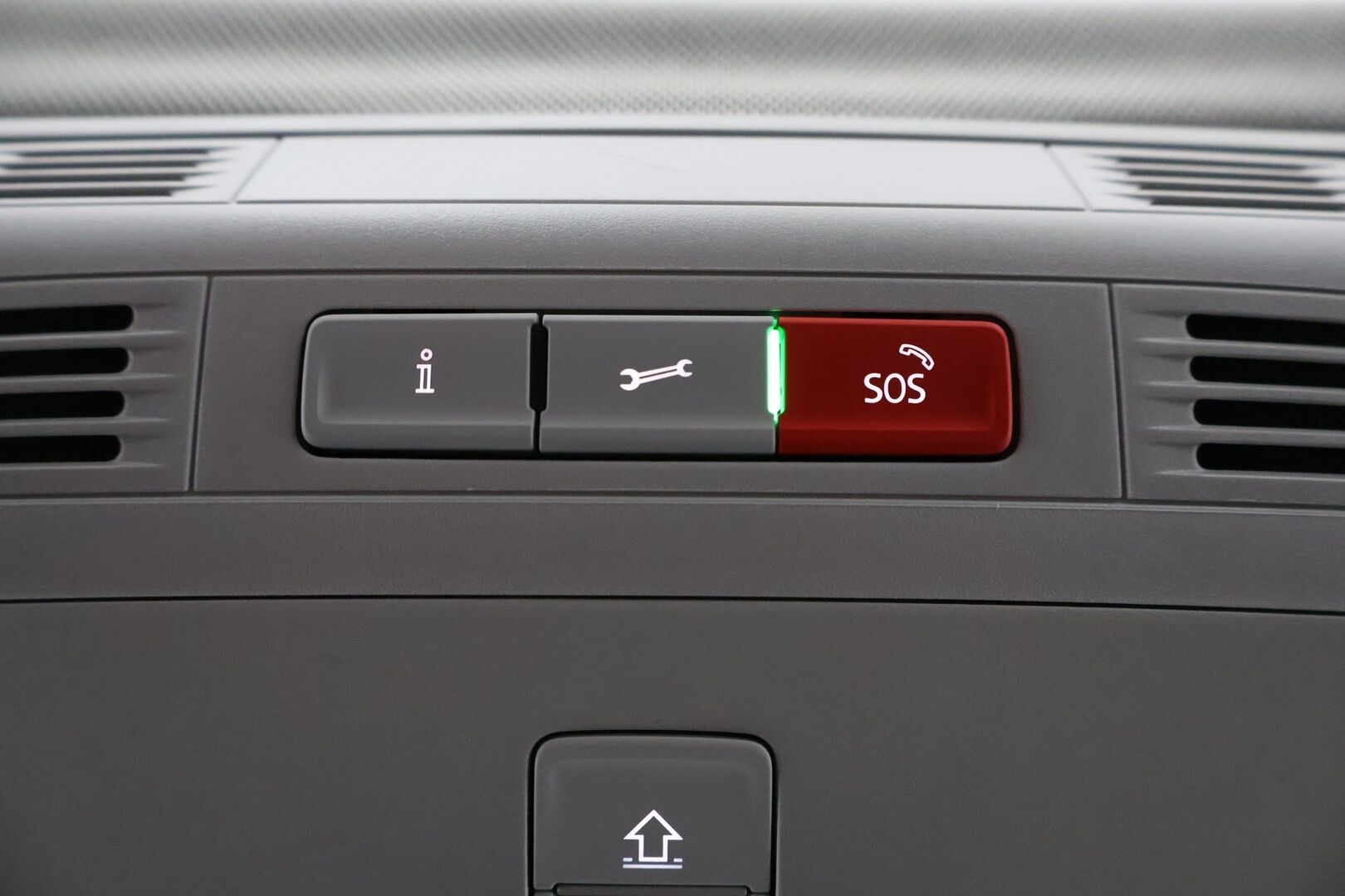 Skoda Superb 2024 Combi 1.4 TSI PHEV L&K iV BusinessLine DSG Autom. - 3,99 % KORKOTARJOUS TÄHÄN AUTOON - Webasto / Adapt.Vakkari / Canton / Panorama / Ilmastoidut & Hierovat nahkapenkit / 360-Kamera / Sähköluukku / Supervarusteet!