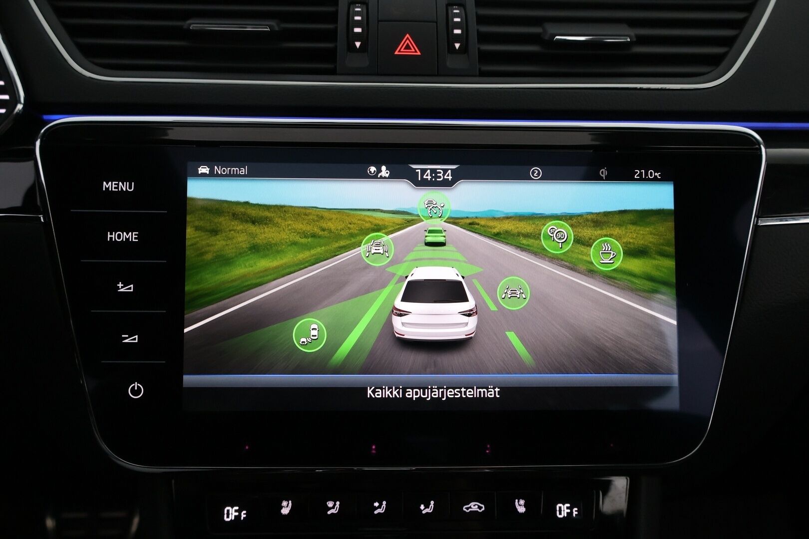 Skoda Superb 2024 Combi 1.4 TSI PHEV L&K iV BusinessLine DSG Autom. - 3,99 % KORKOTARJOUS TÄHÄN AUTOON - Webasto / Adapt.Vakkari / Canton / Panorama / Ilmastoidut & Hierovat nahkapenkit / 360-Kamera / Sähköluukku / Supervarusteet!