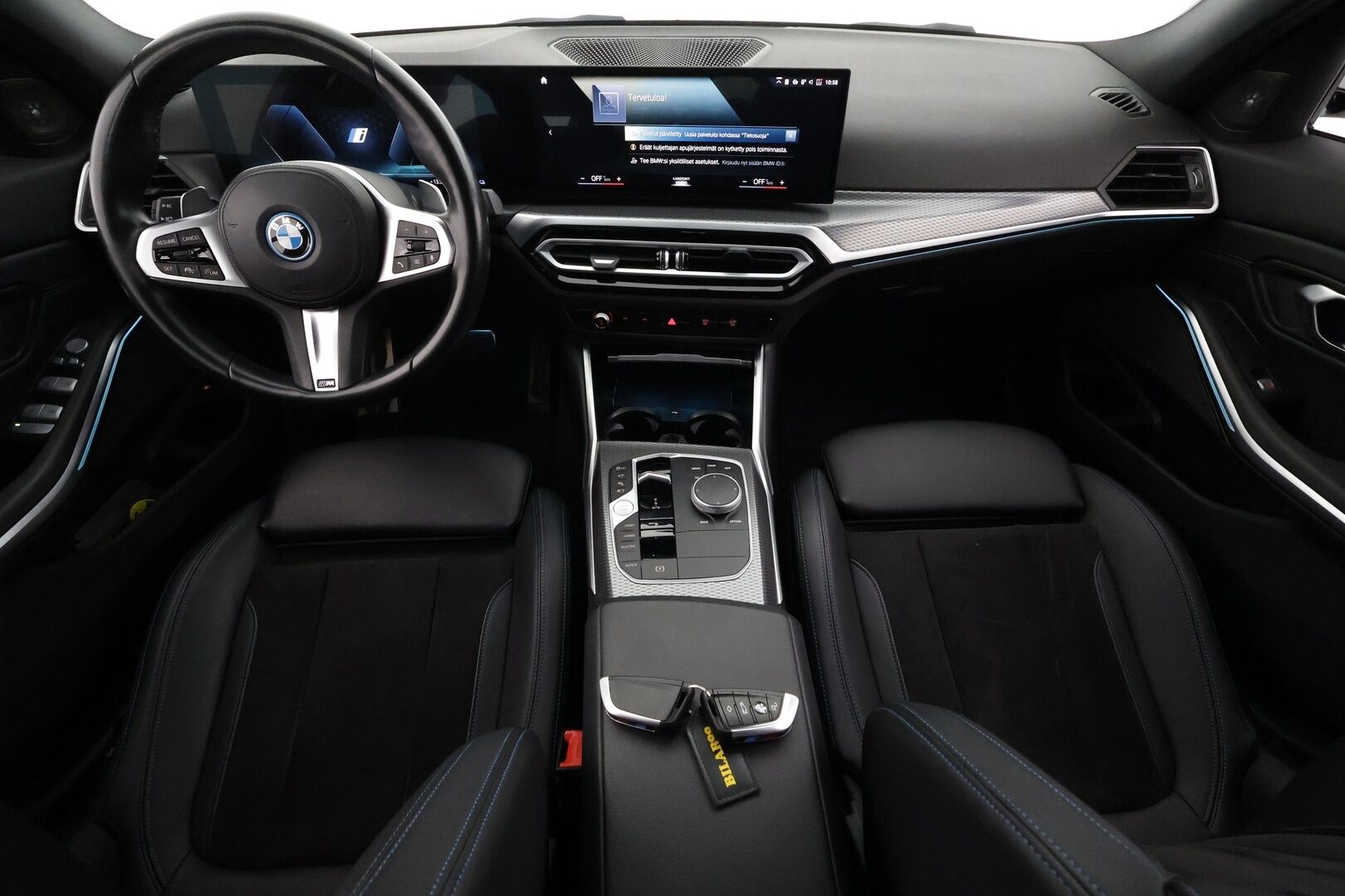 BMW 330 2023 G20 Sedan 330e xDrive A Charged Edition M Sport - | ACC | Koukku | Lisälämmitin | P.Kamera | H/K | LED | Widescreen | 360-Kamera | Apple&Android | 1.Om suomi-auto | Kahdet renkaat | Merkkihuollettu |