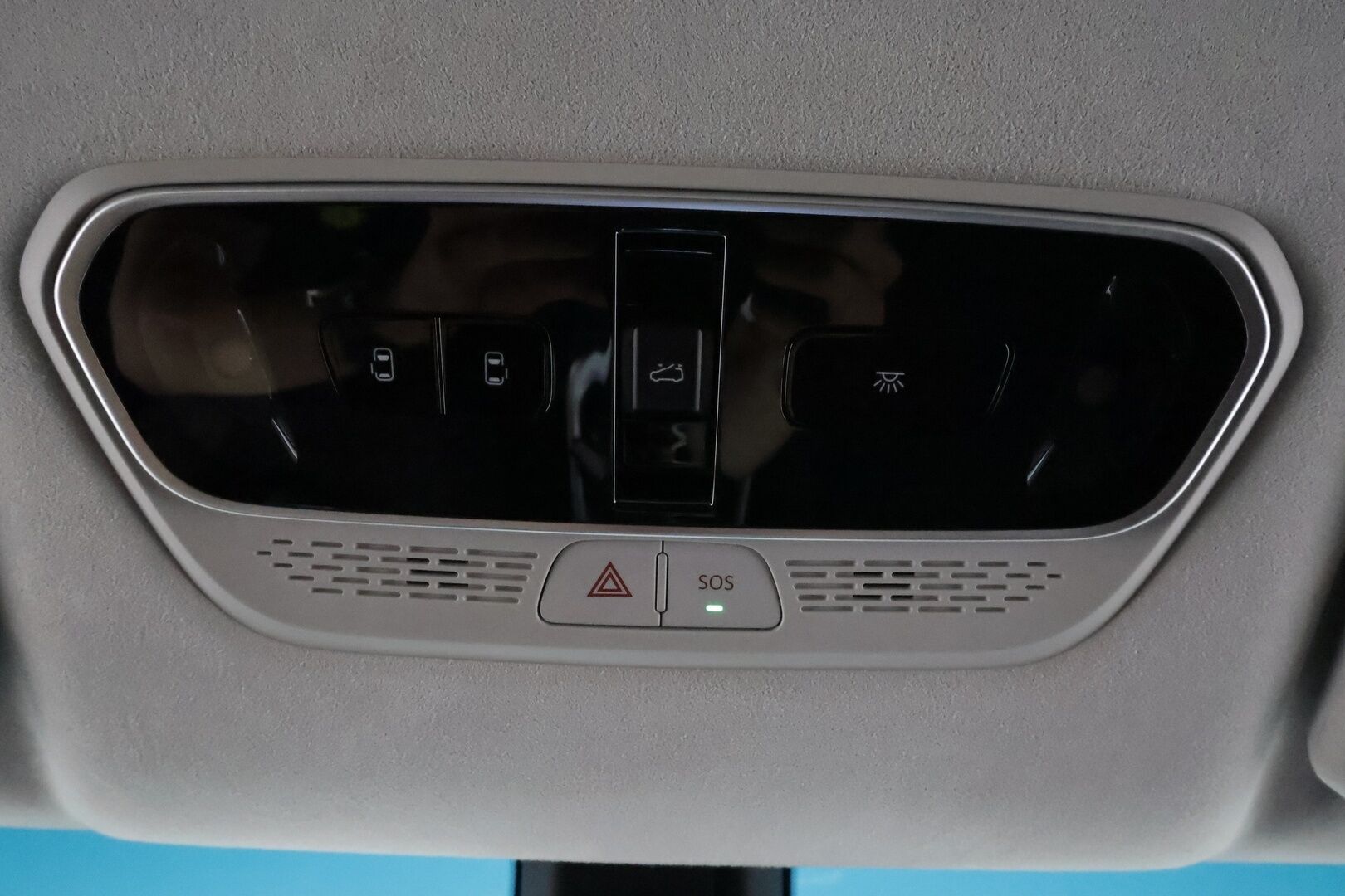 Maxus MIFA 9 2023 Premium 7-paik **Supervarusteet! /Ilmastoidut & Hierovat etu- ja takapenkit / Panorama / Adapt.vakkari / 360 Kamera**