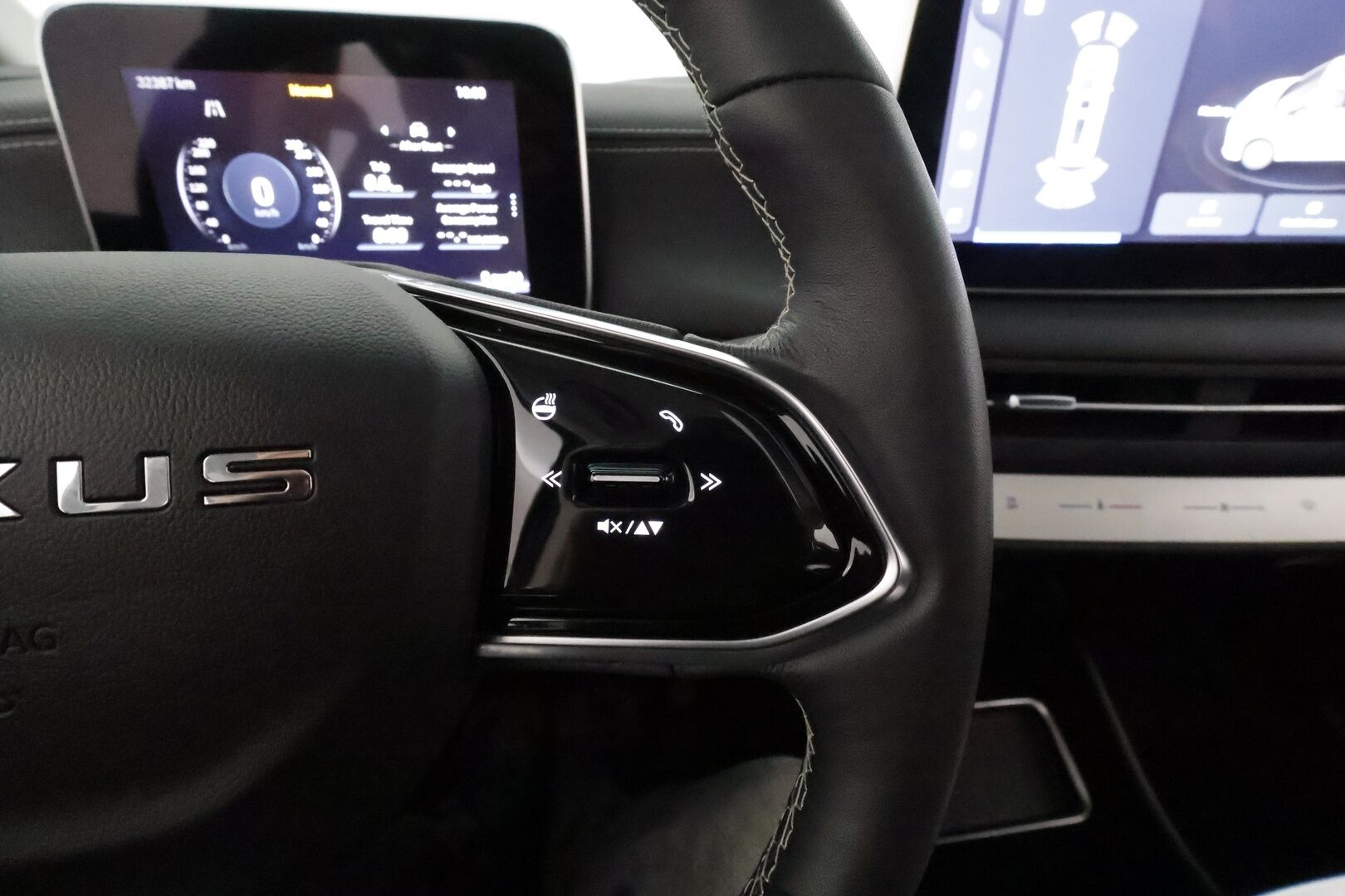 Maxus MIFA 9 2023 Premium 7-paik **Supervarusteet! /Ilmastoidut & Hierovat etu- ja takapenkit / Panorama / Adapt.vakkari / 360 Kamera**