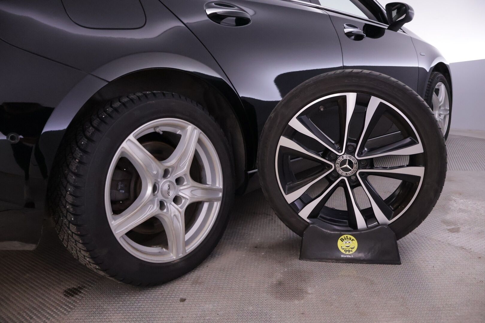 MERCEDES-BENZ A 2020 250 e A Business EQ Power *Digimittaristo / Navi / LED / Sporttipenkit /Ambient Light / P.kamera* - Asiallisesti huollettu / 2xaluumini vanteet / Siisti kuntoinen! 