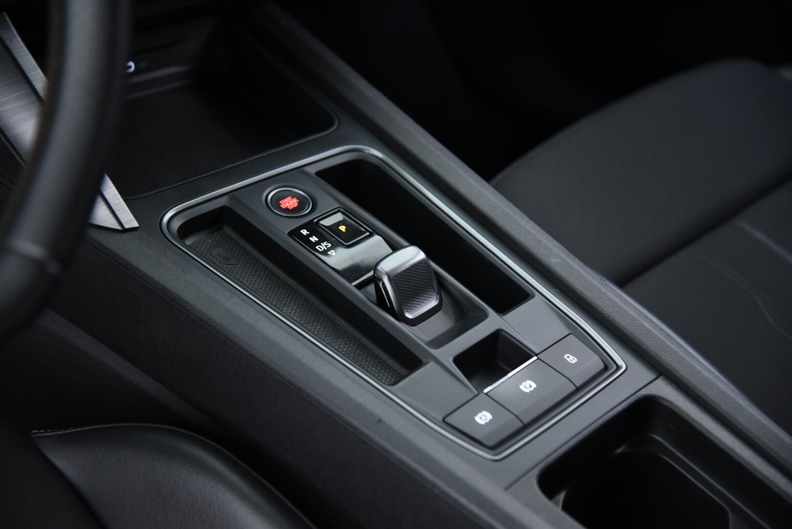 Cupra LEON SPORTSTOURER 2021 1,4 PHEV 180 kW e-HYBRID DSG / Adapt. Vakkari / BLIS / LED / P-kamera / Kaukovaloautomatiikka - Merkkiliikkeen huoltohistoria / 2x vanteet / Keyless / Blis 