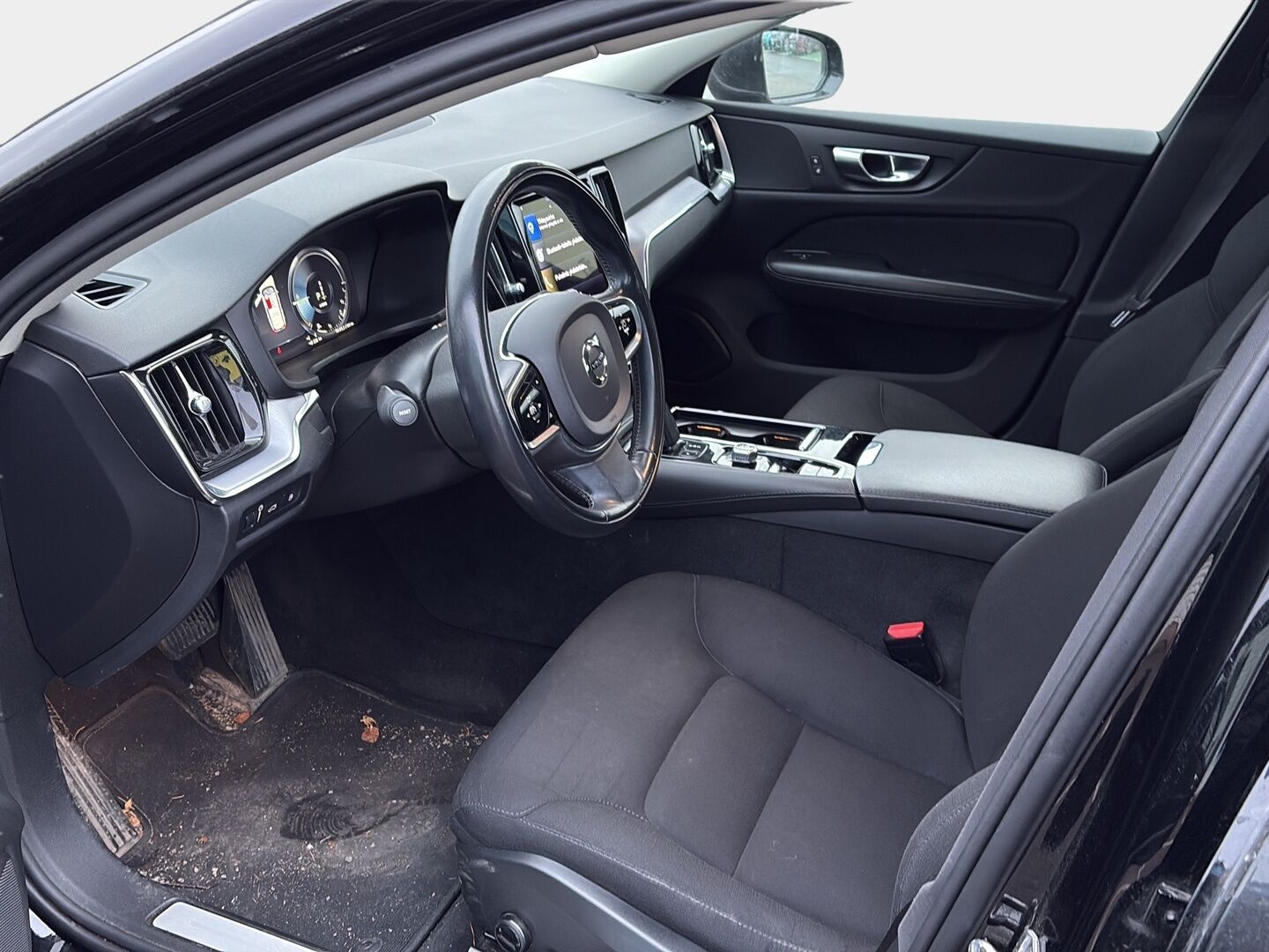 Volvo V60 2021 T6 TwE AWD Inscription Expression aut * Webasto / Vetokoukku / LED / High Performance Audio / Ratinlämmitys / - Jakopää tehty / Akku kuntotarkastettu / Juuri tullut Tampereelle! - HULLU BLACKWEEK KORKOTARJOUS 2,49%